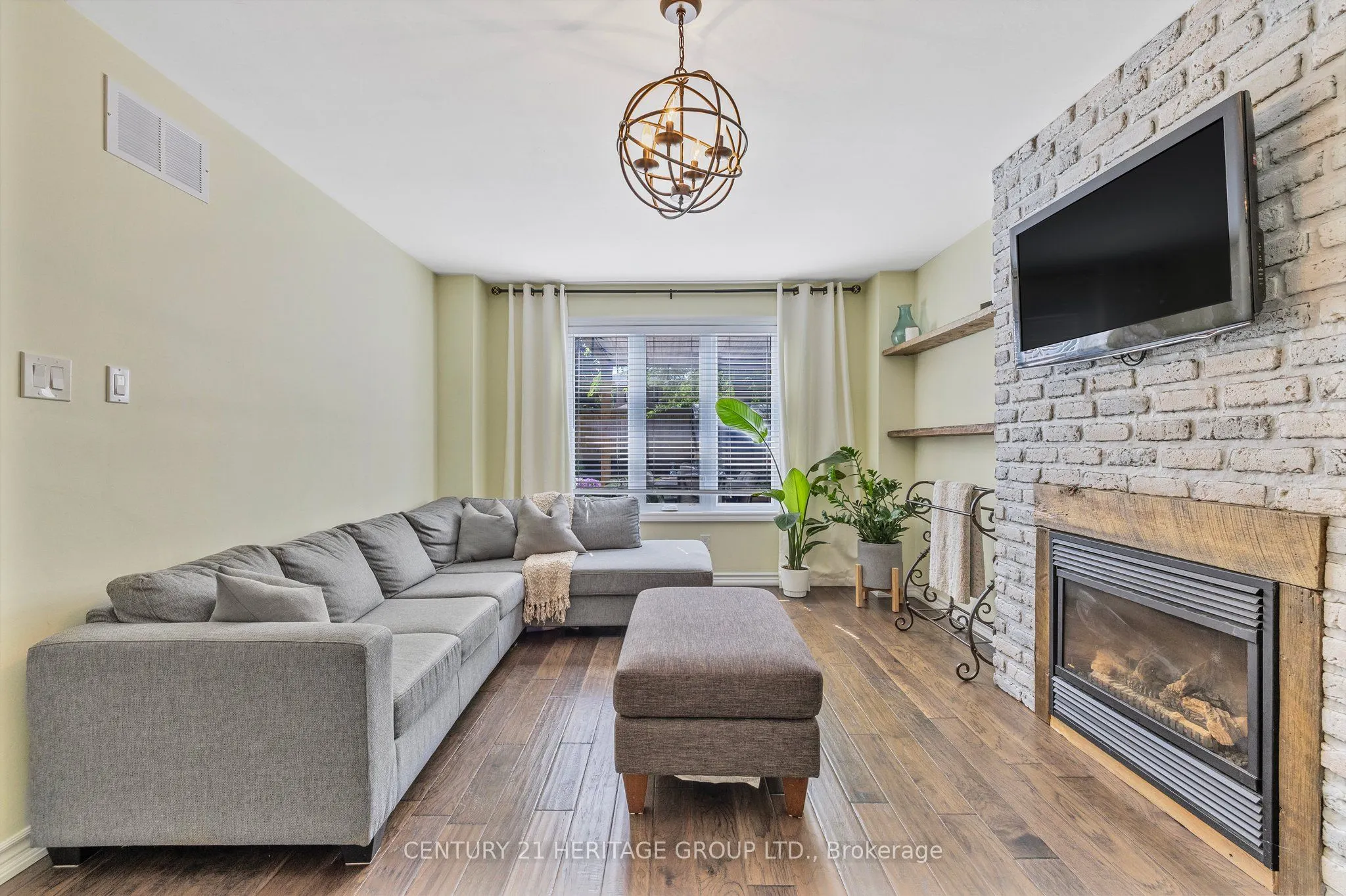 229 Miller Park Avenue