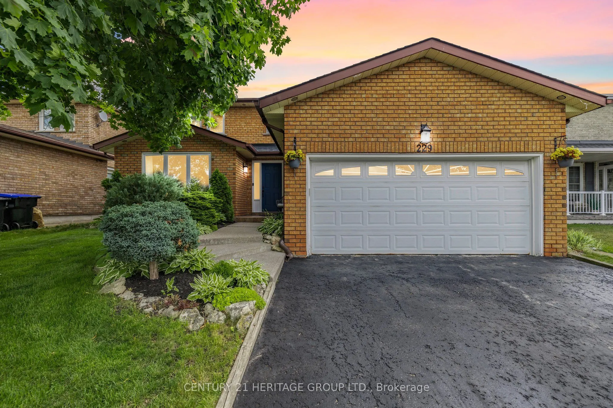 229 Miller Park Avenue