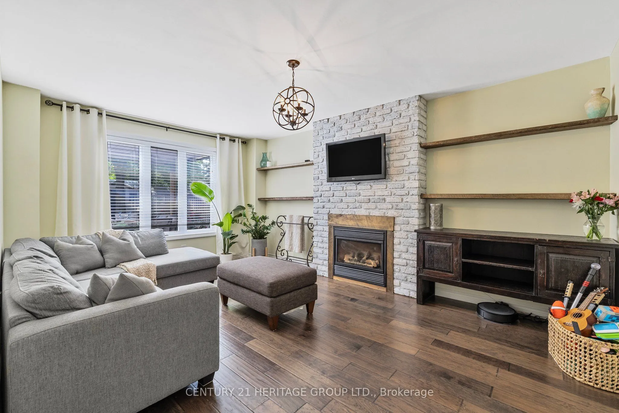 229 Miller Park Avenue