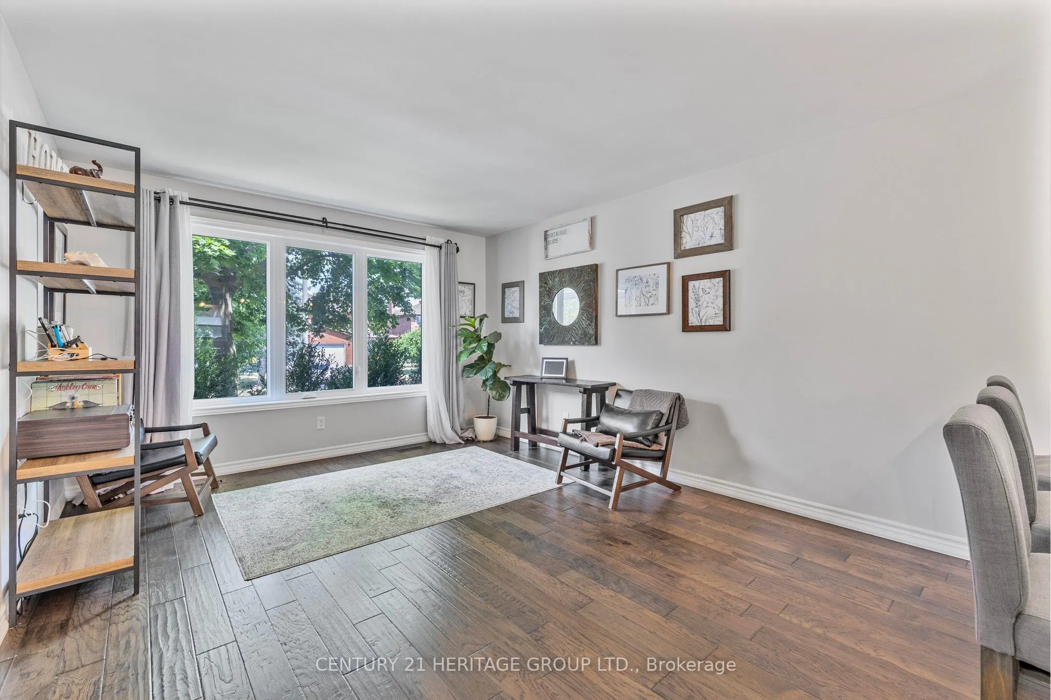 229 Miller Park Avenue