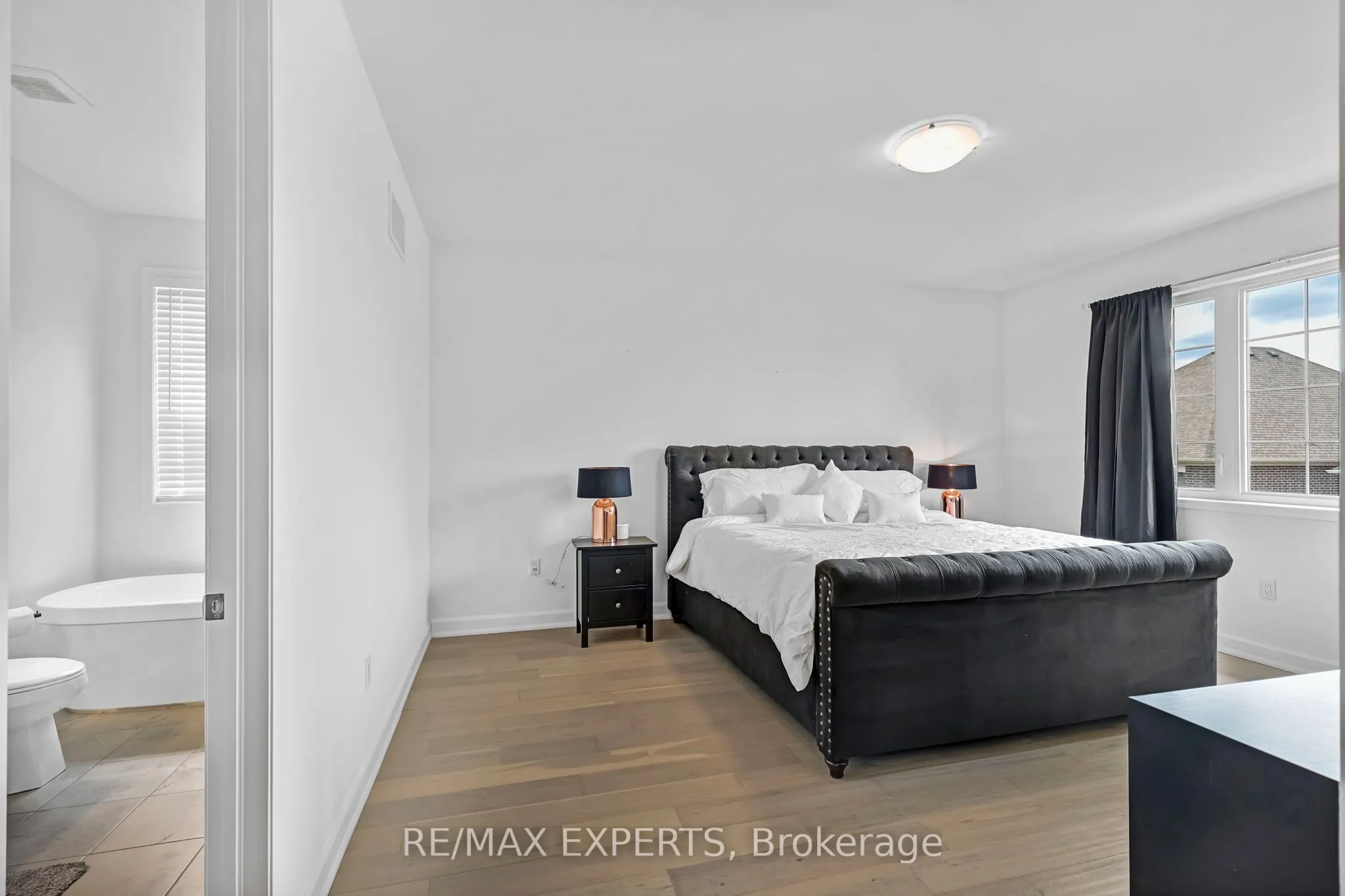 50 Chorus Crescent