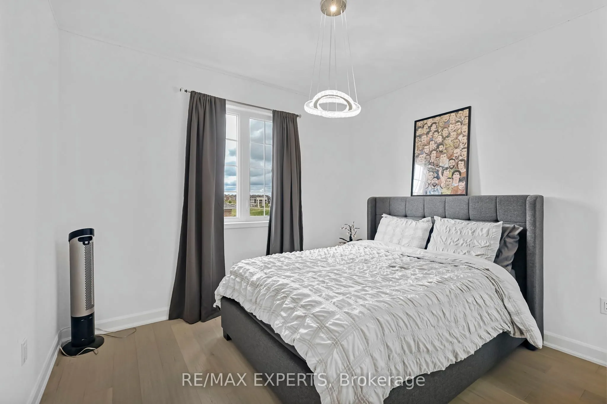 50 Chorus Crescent