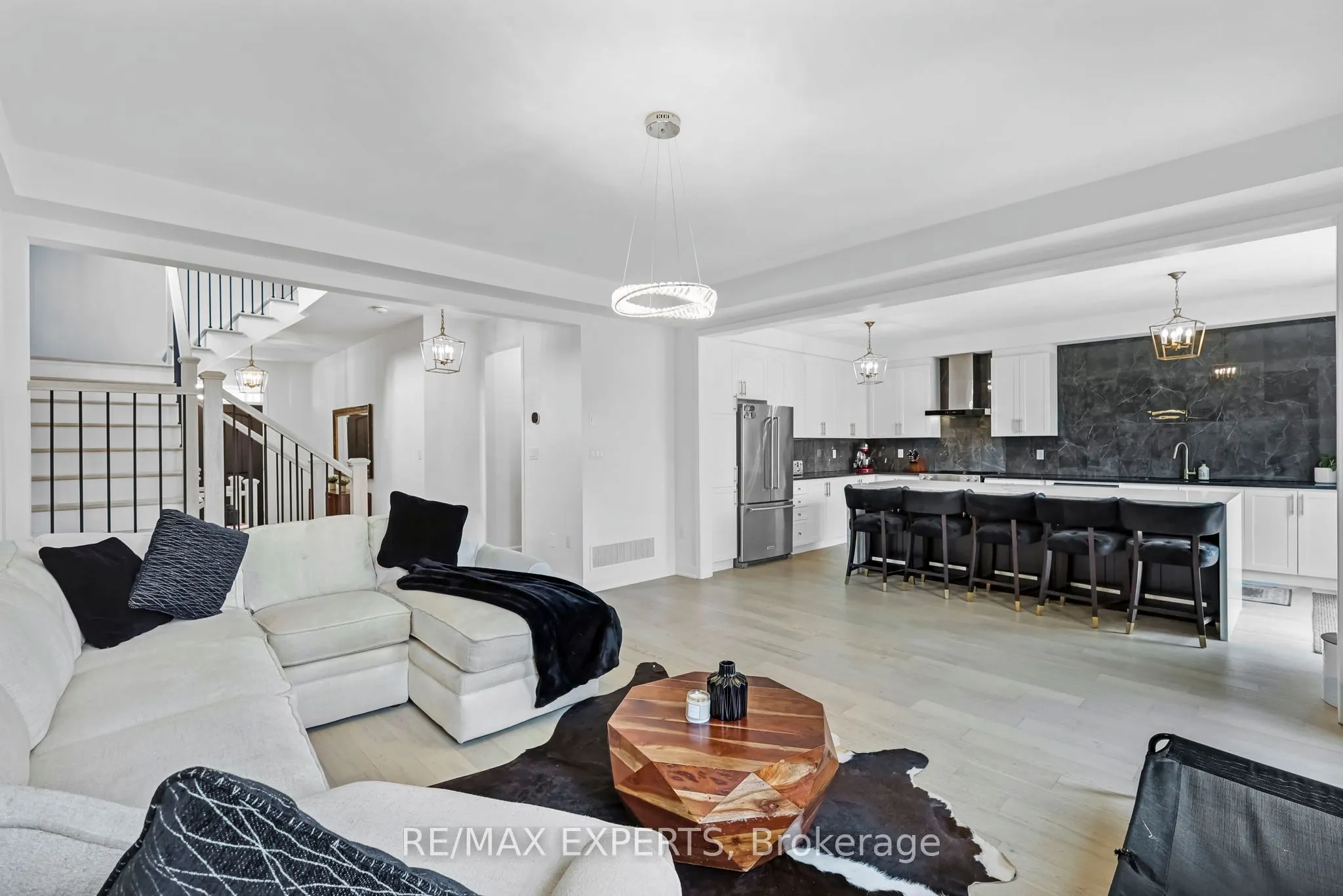 50 Chorus Crescent