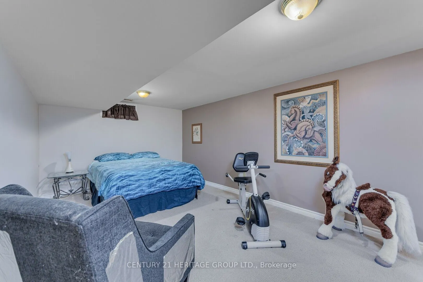 198 Collings Avenue