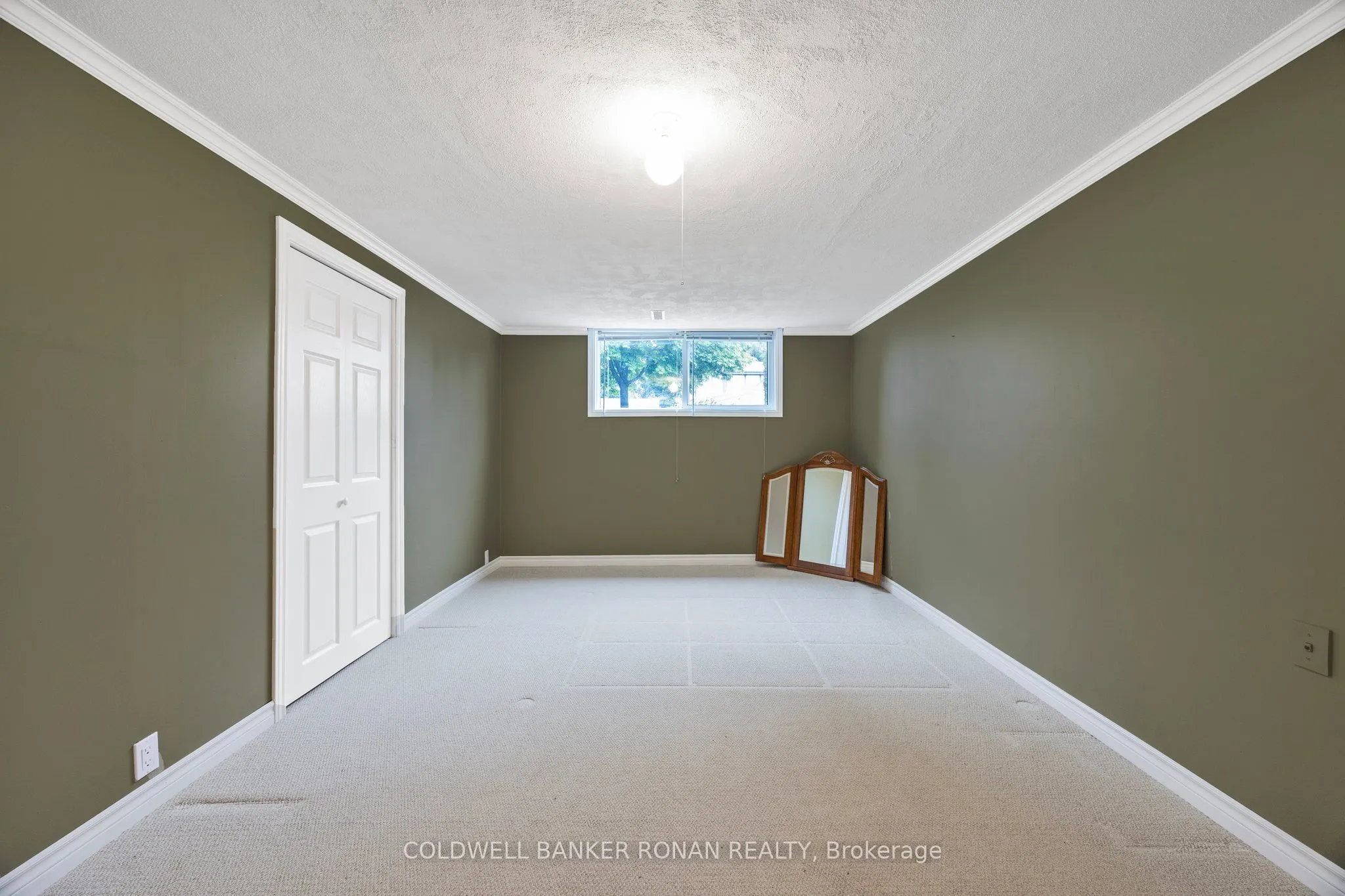 39 Mitchell Avenue