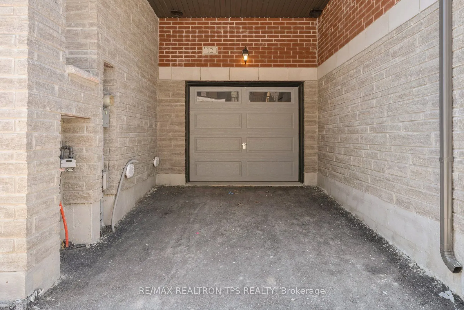 12 Griffith Street