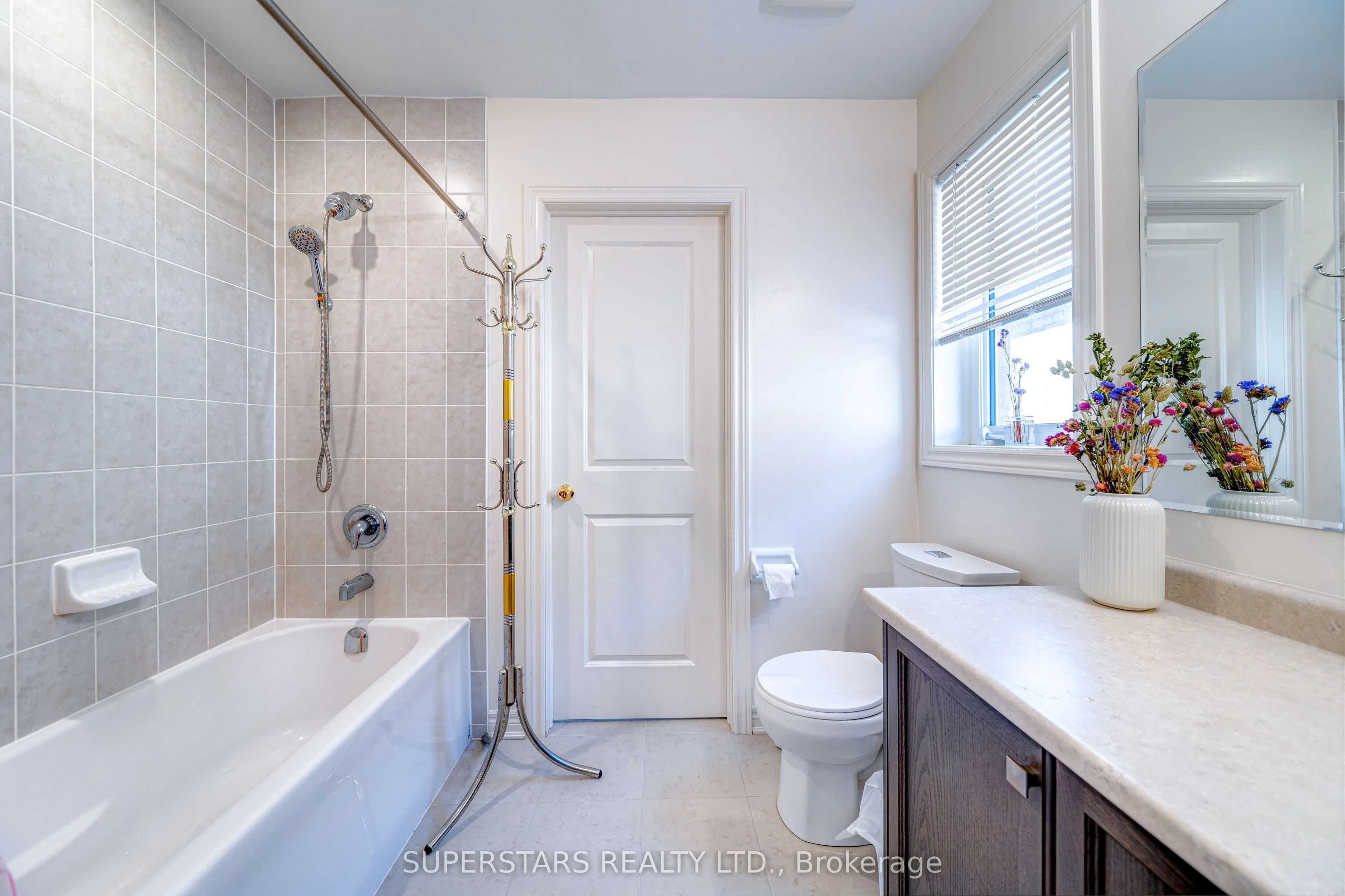 7 Kenneth Ross Bend