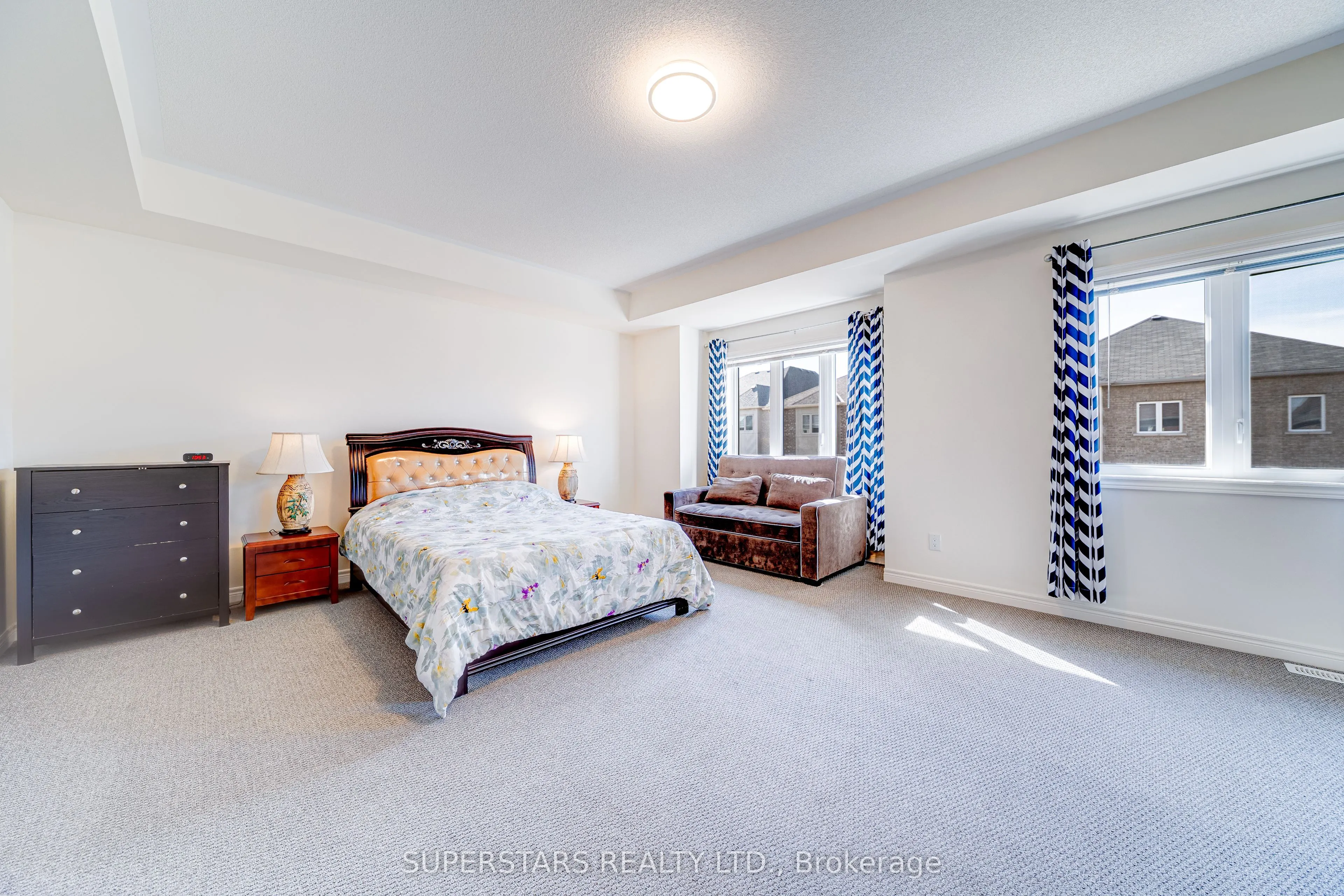 7 Kenneth Ross Bend