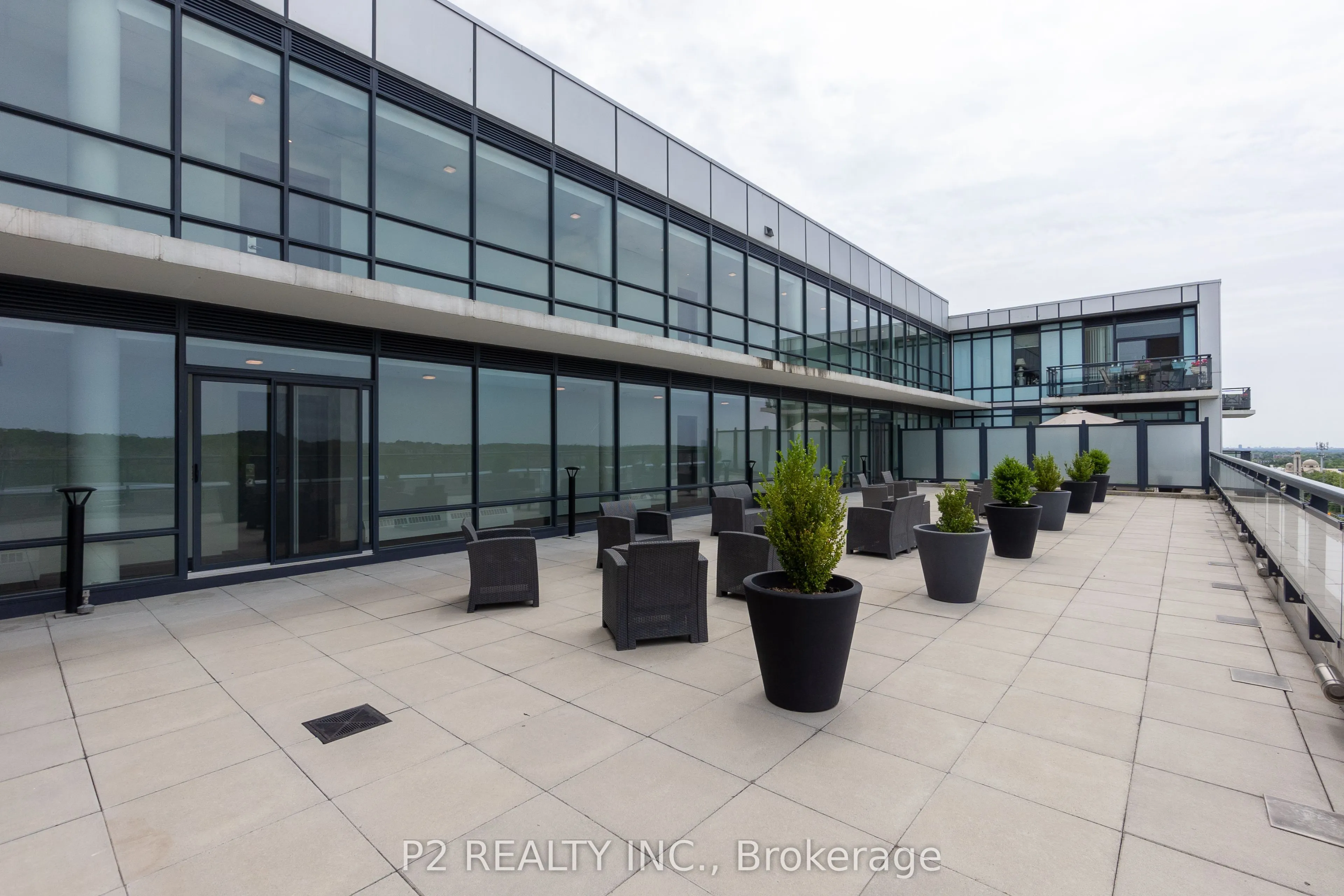 11611 Yonge Street, #716