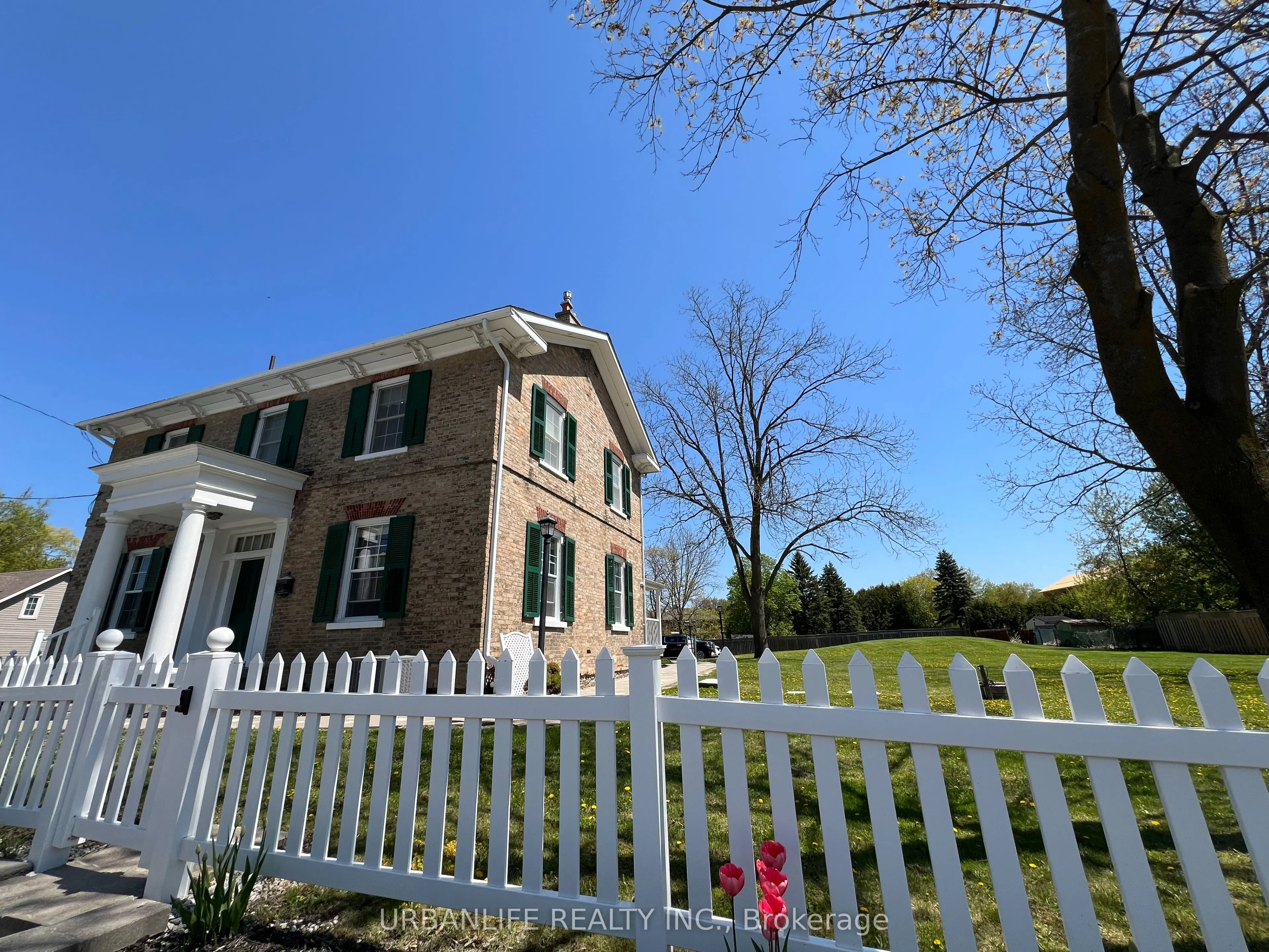 19027 Leslie Street, #120