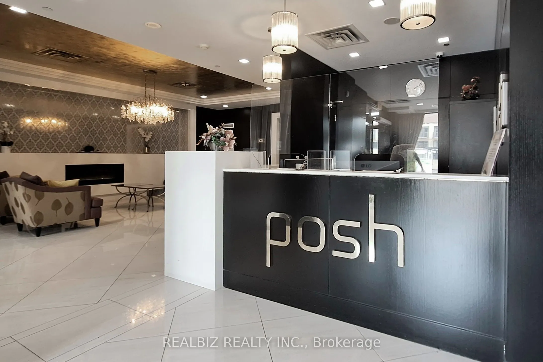 520 Steeles Avenue, #604