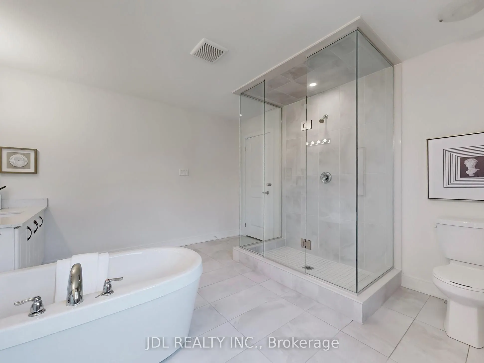 143 Kenneth Rogers Crescent