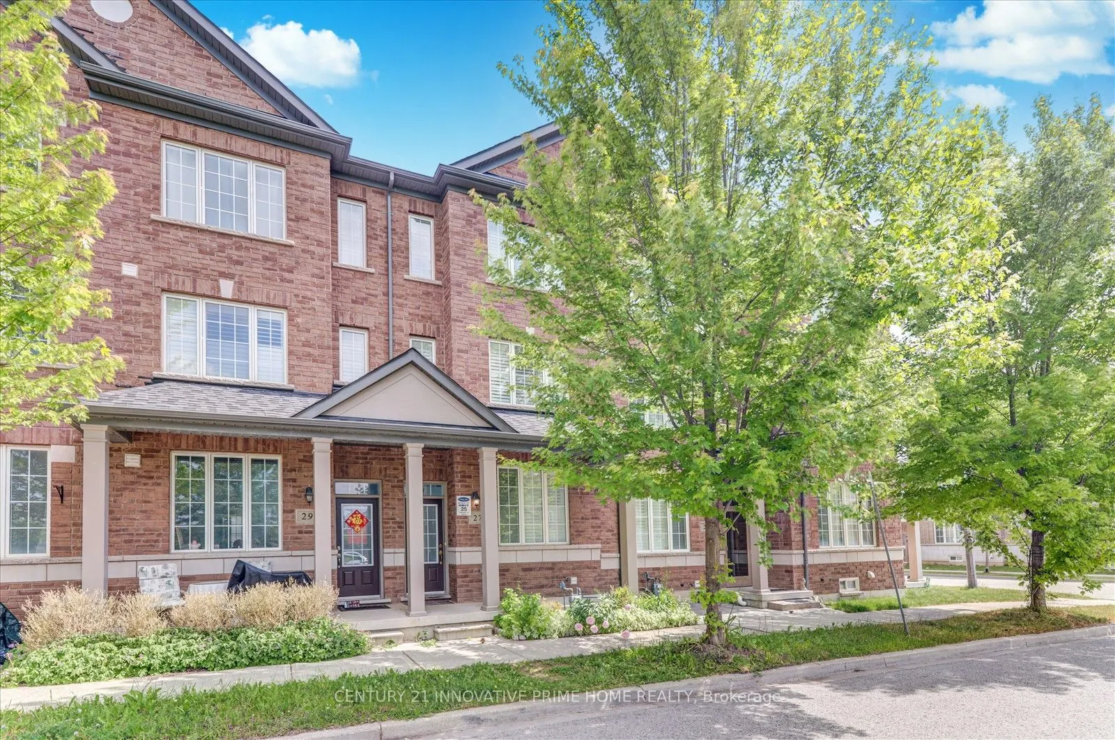 27 Red Brick Road