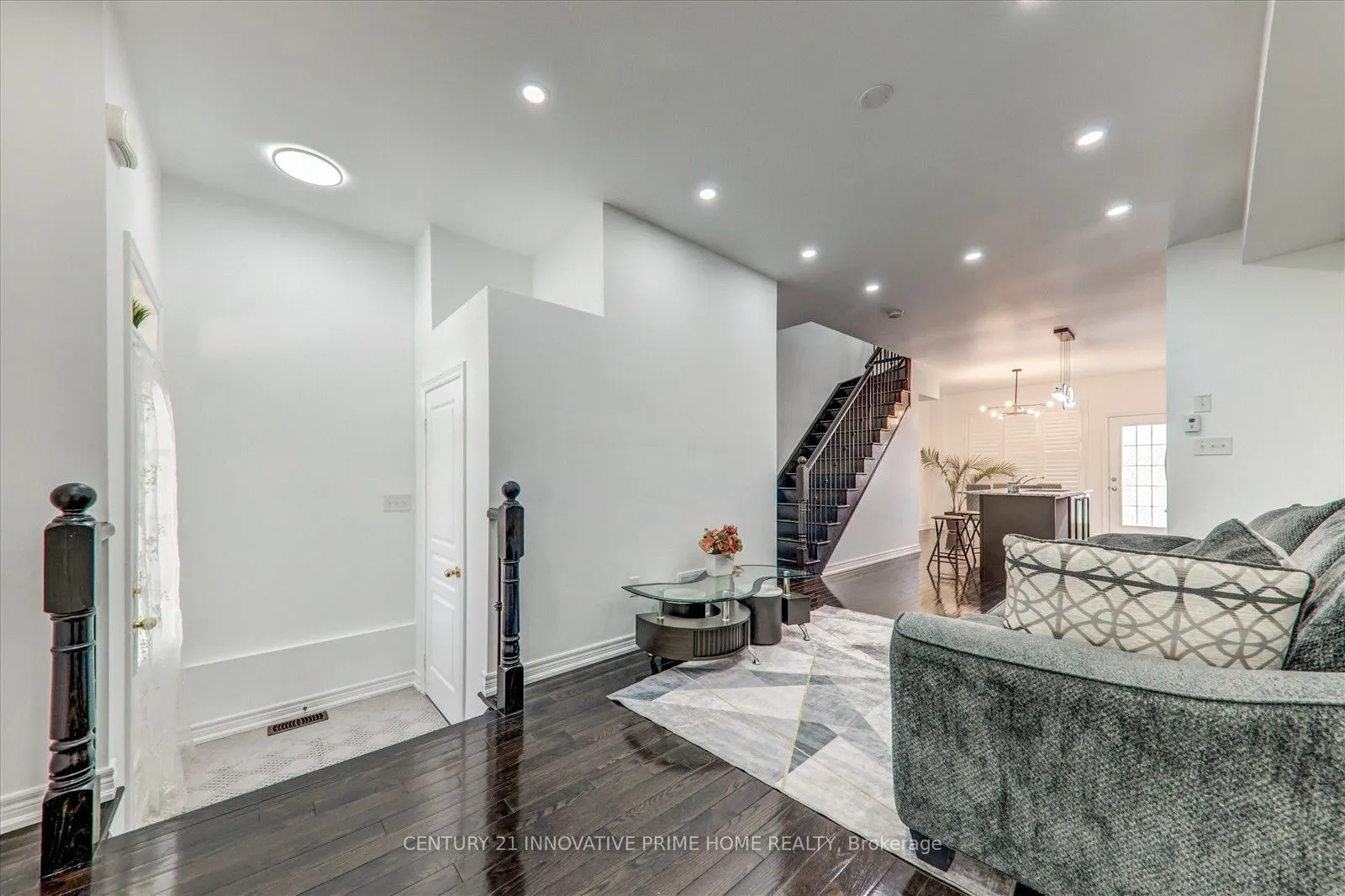 27 Red Brick Road