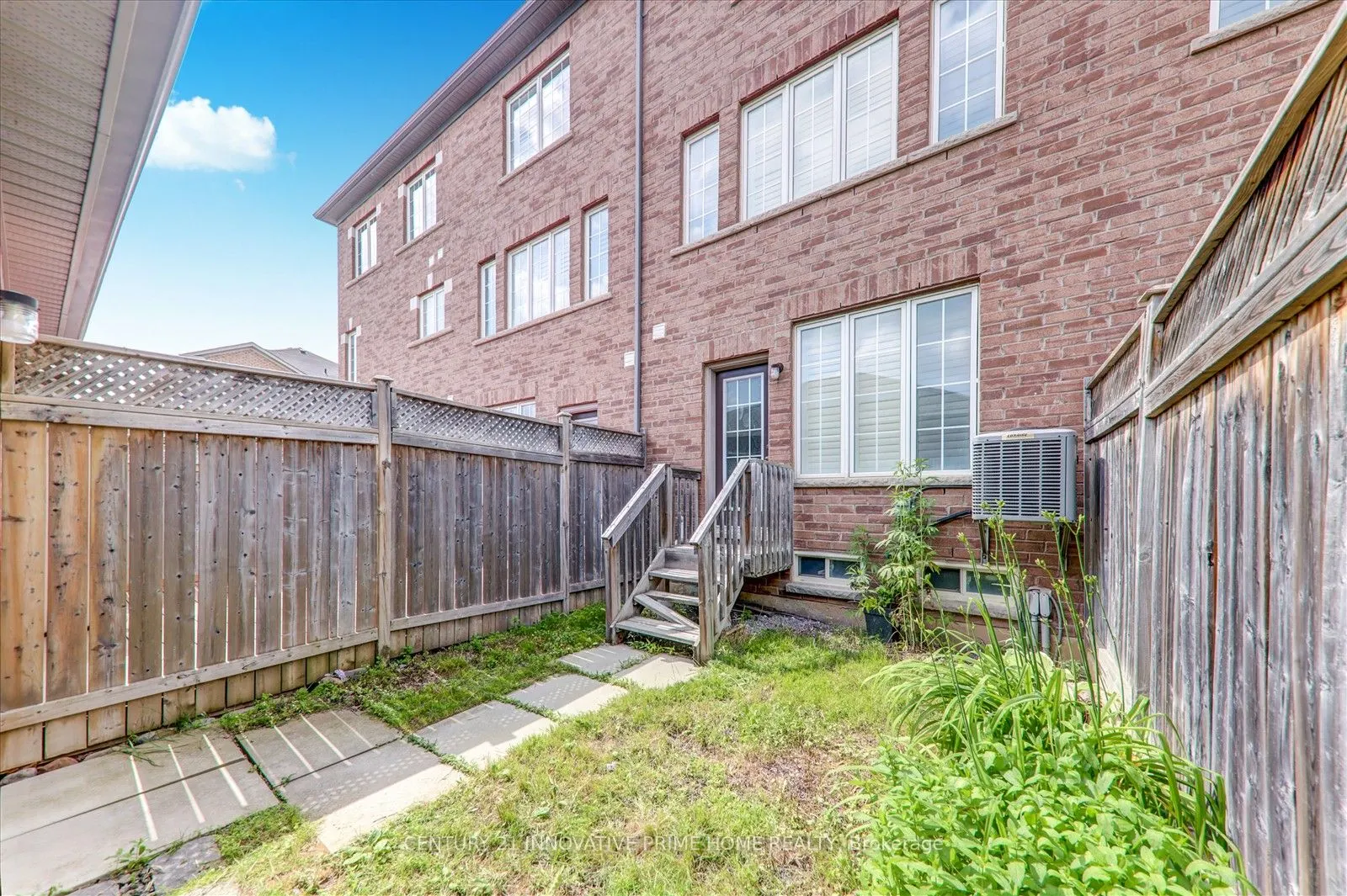 27 Red Brick Road