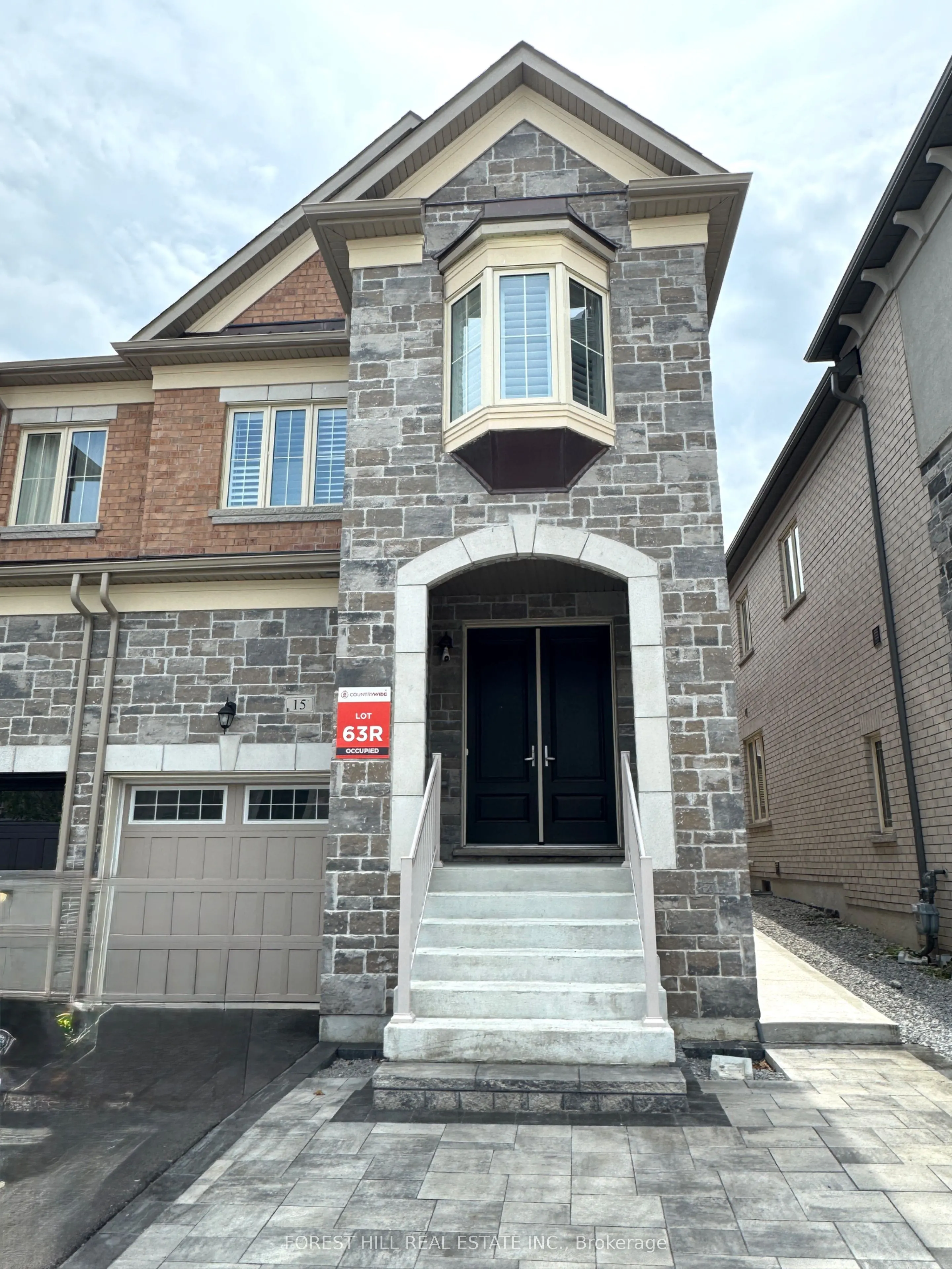 15 Drizzel Crescent, #Lower