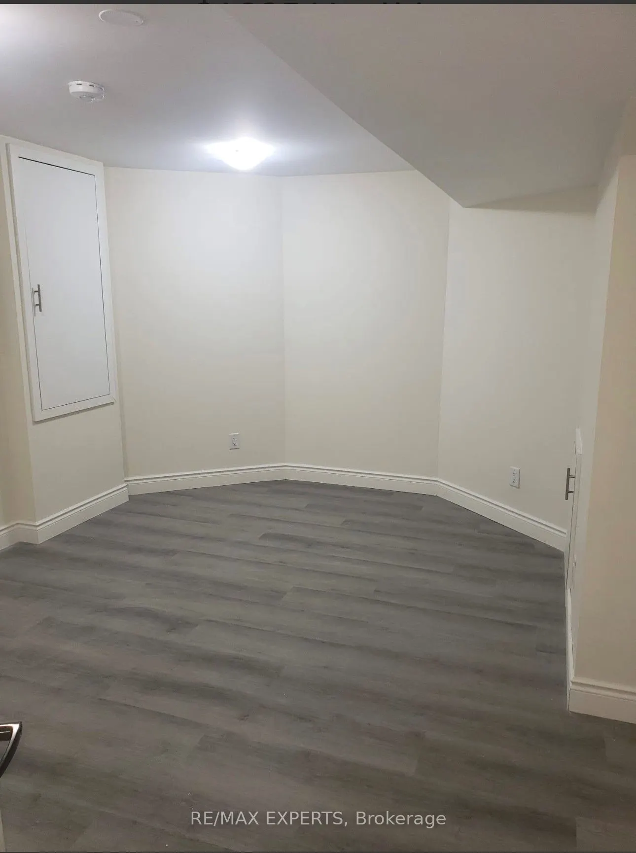 212 Velmar Drive, #Basement - 1