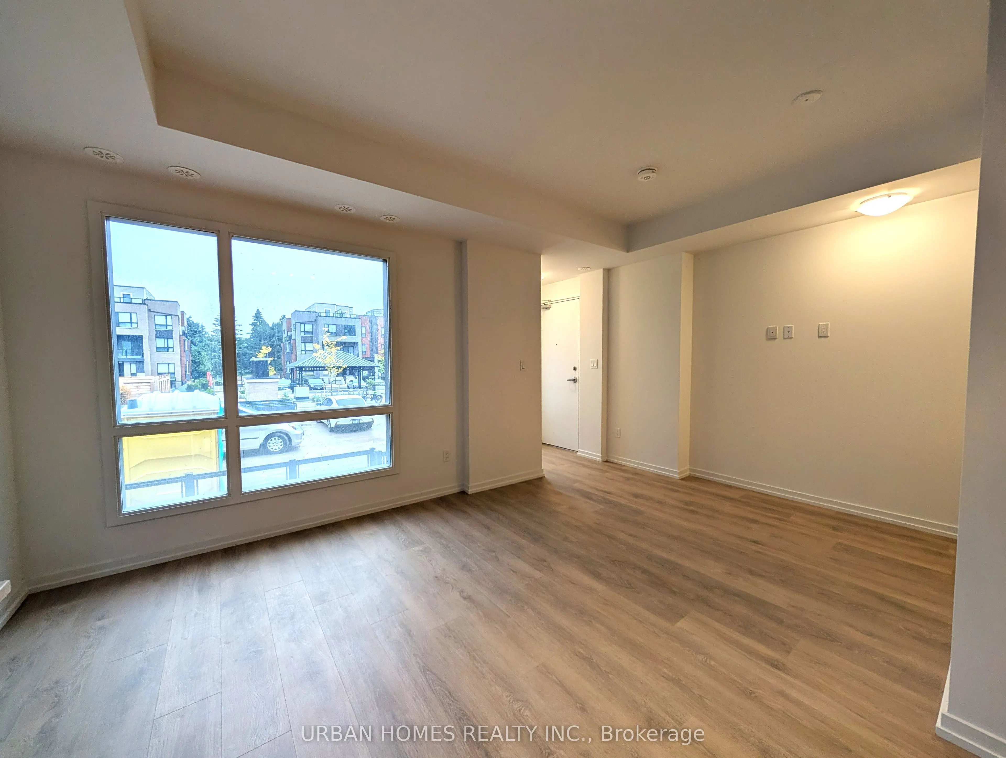 14 lytham green Circle, #16