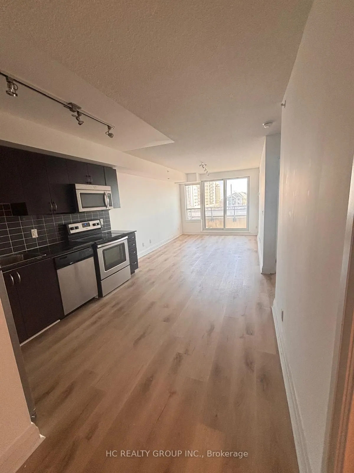 370 Highway 7 E, #311