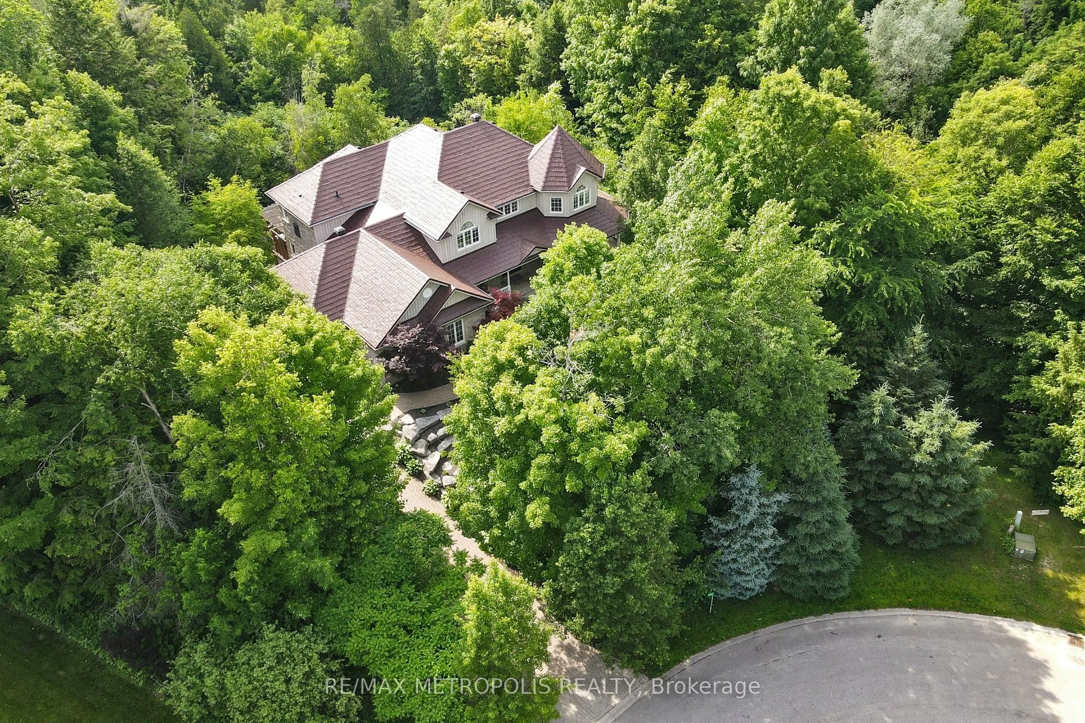 8 Sugar Maple Lane