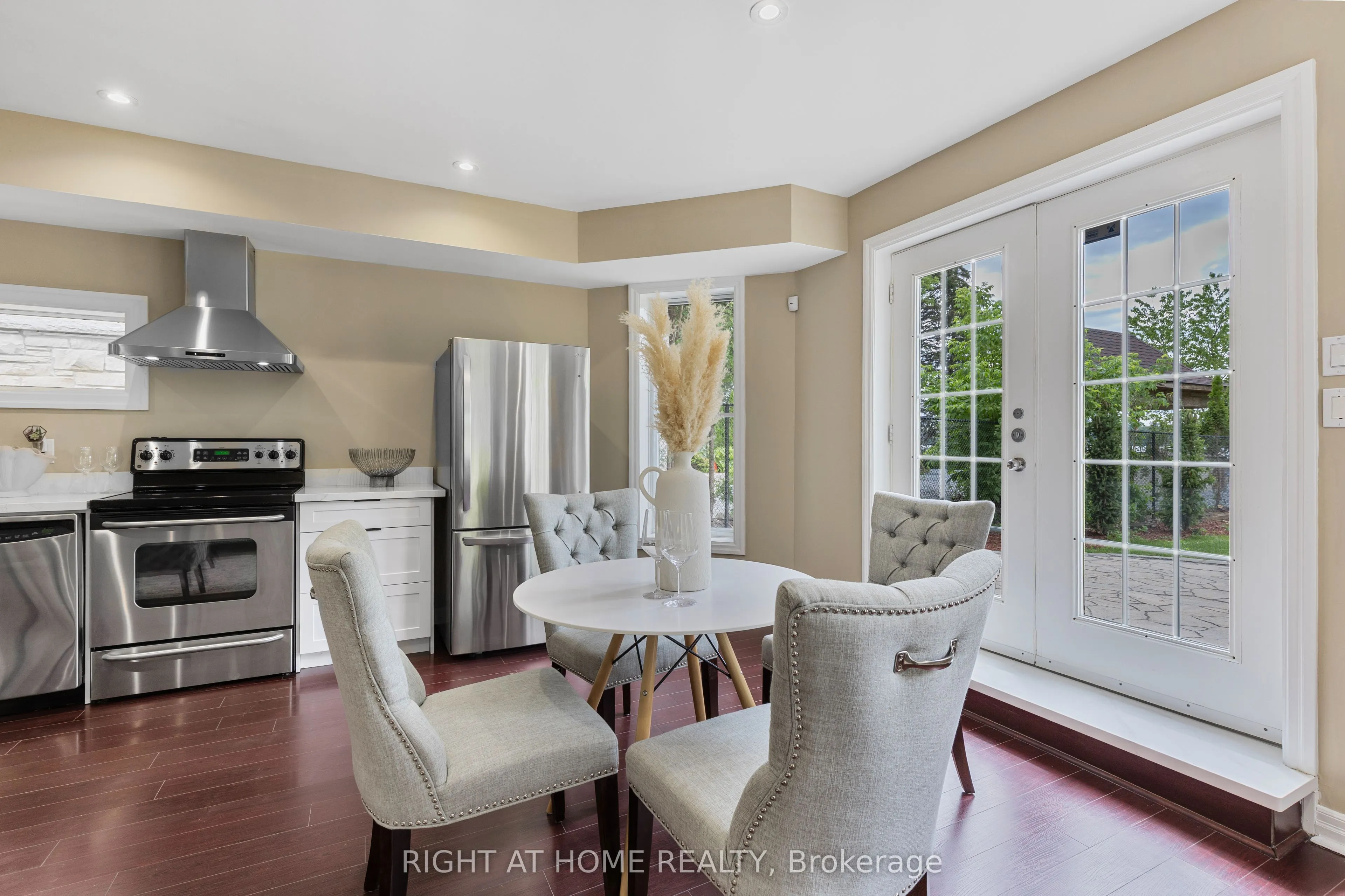 429 North Lake Road