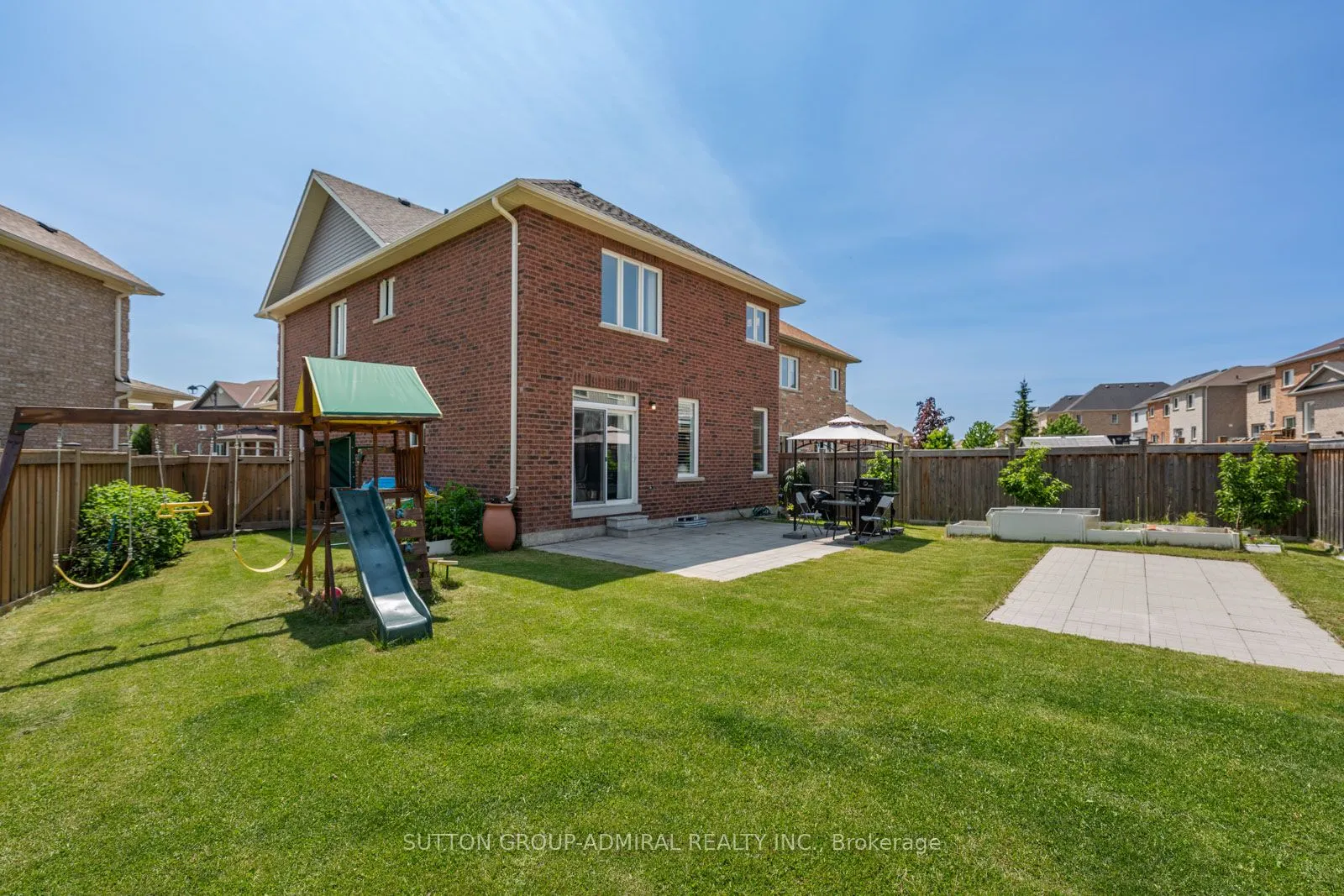 186 Romanelli Crescent