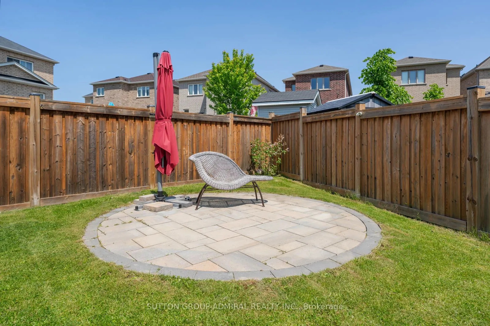 186 Romanelli Crescent