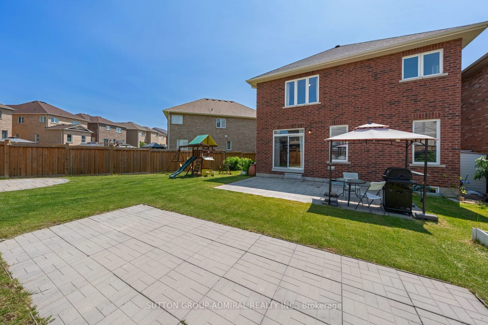 186 Romanelli Crescent