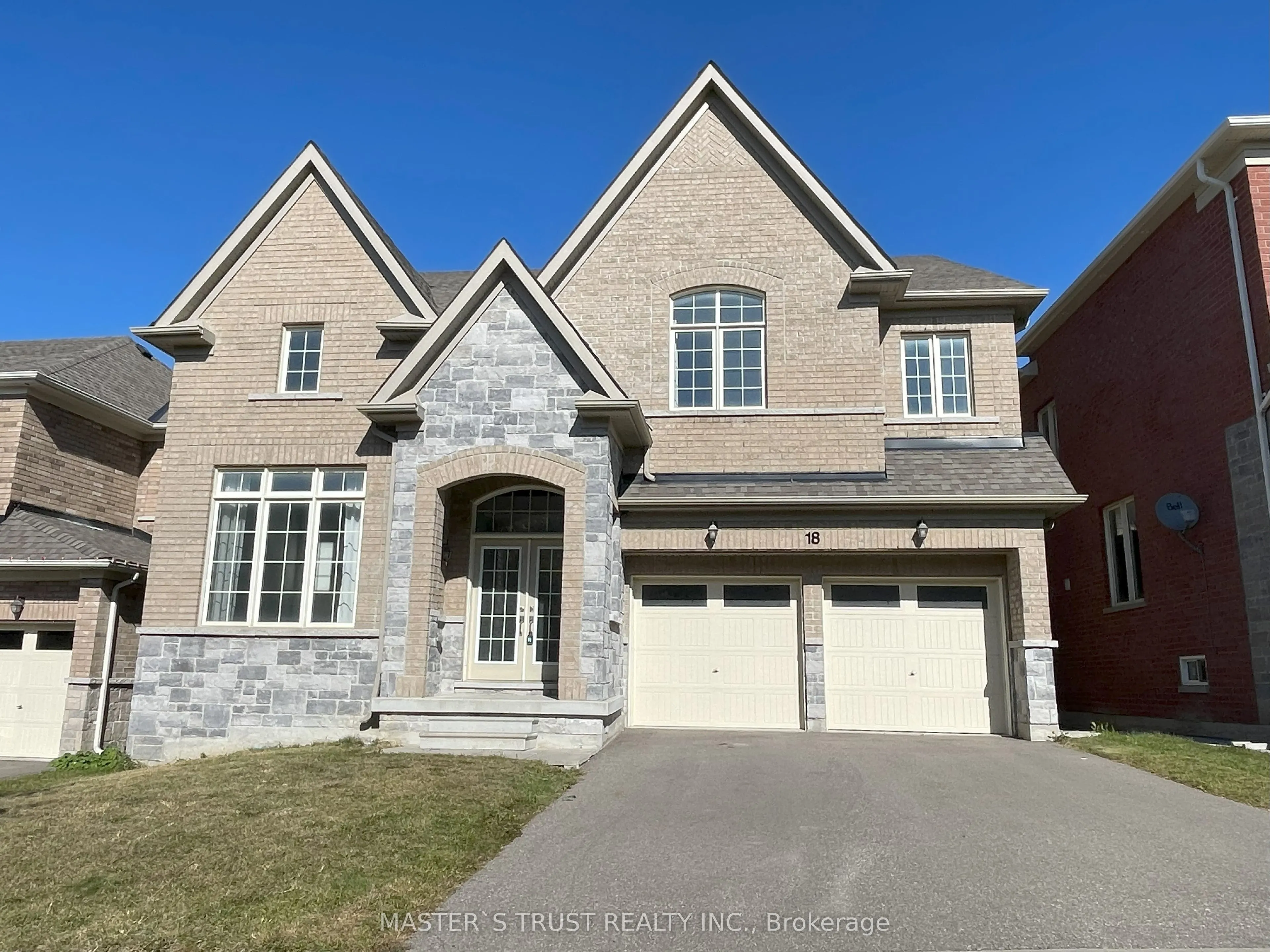 18 CLIFFORD FAIRBARN Drive