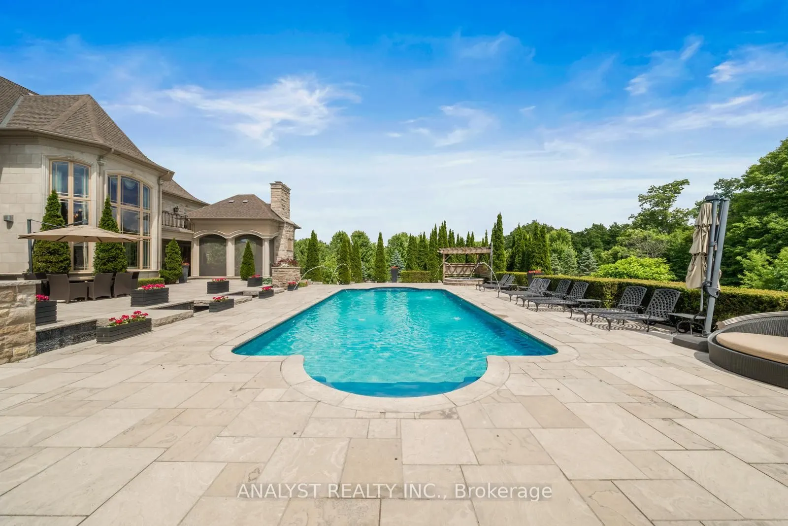86 Eden Vale Drive