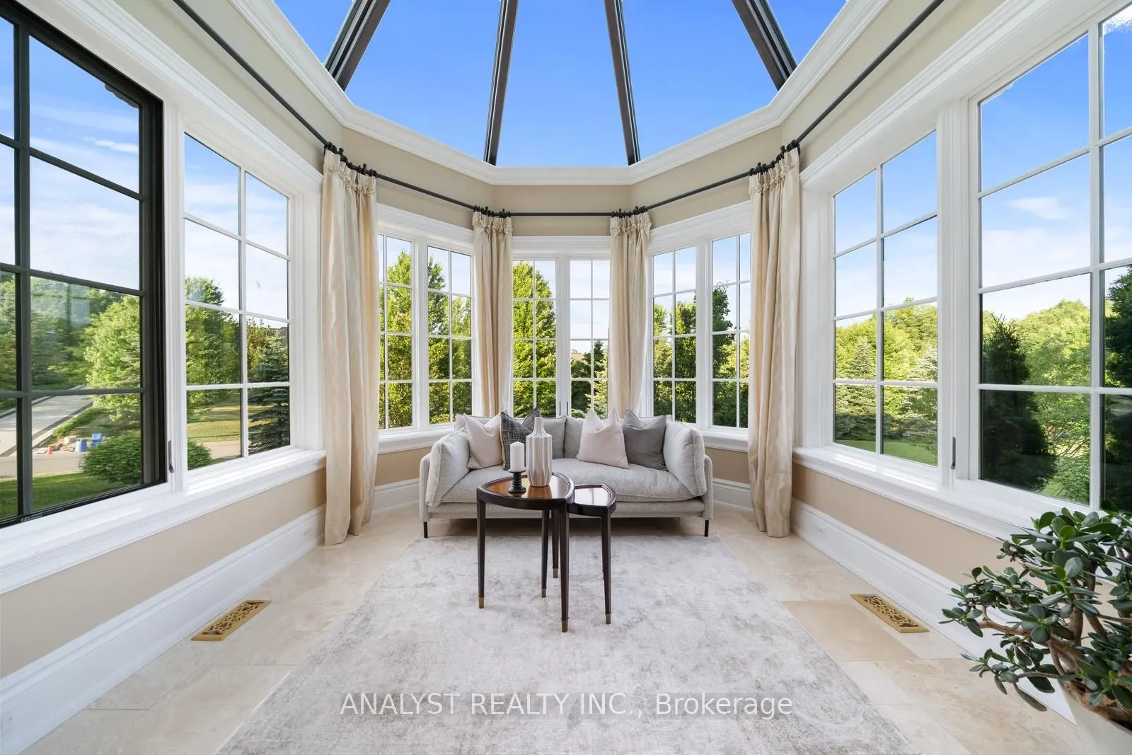 86 Eden Vale Drive