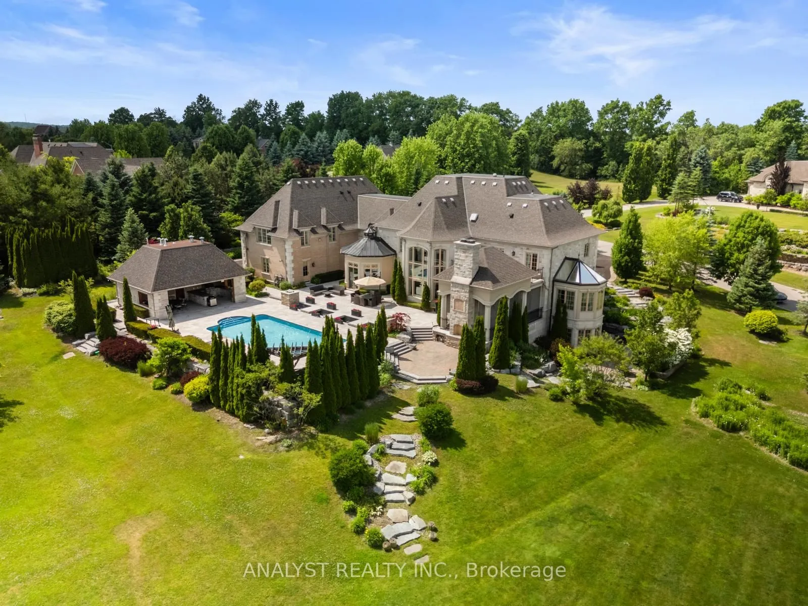 86 Eden Vale Drive
