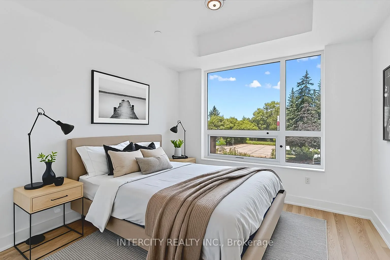 2075 King Road, #328