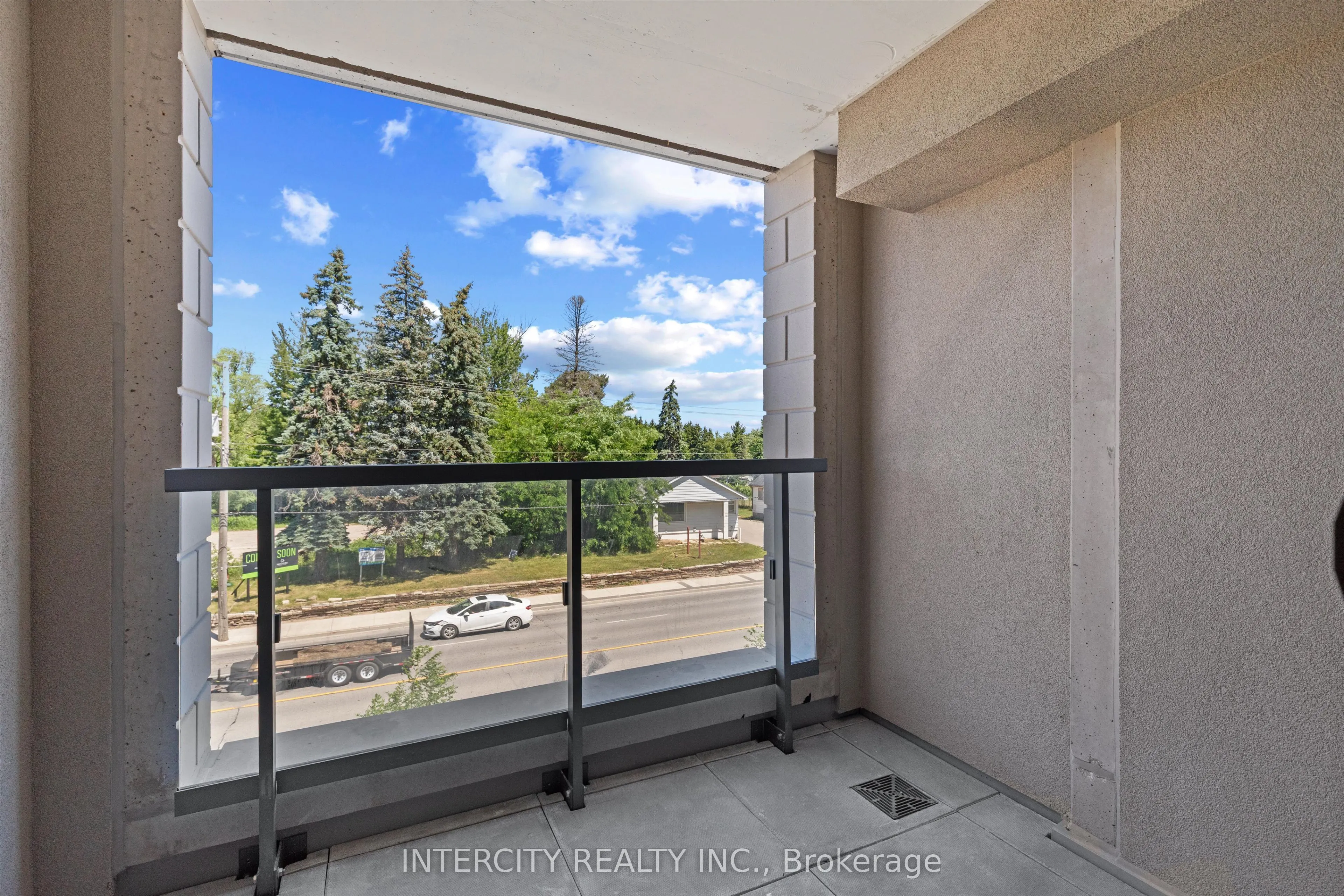 2075 King Road, #328