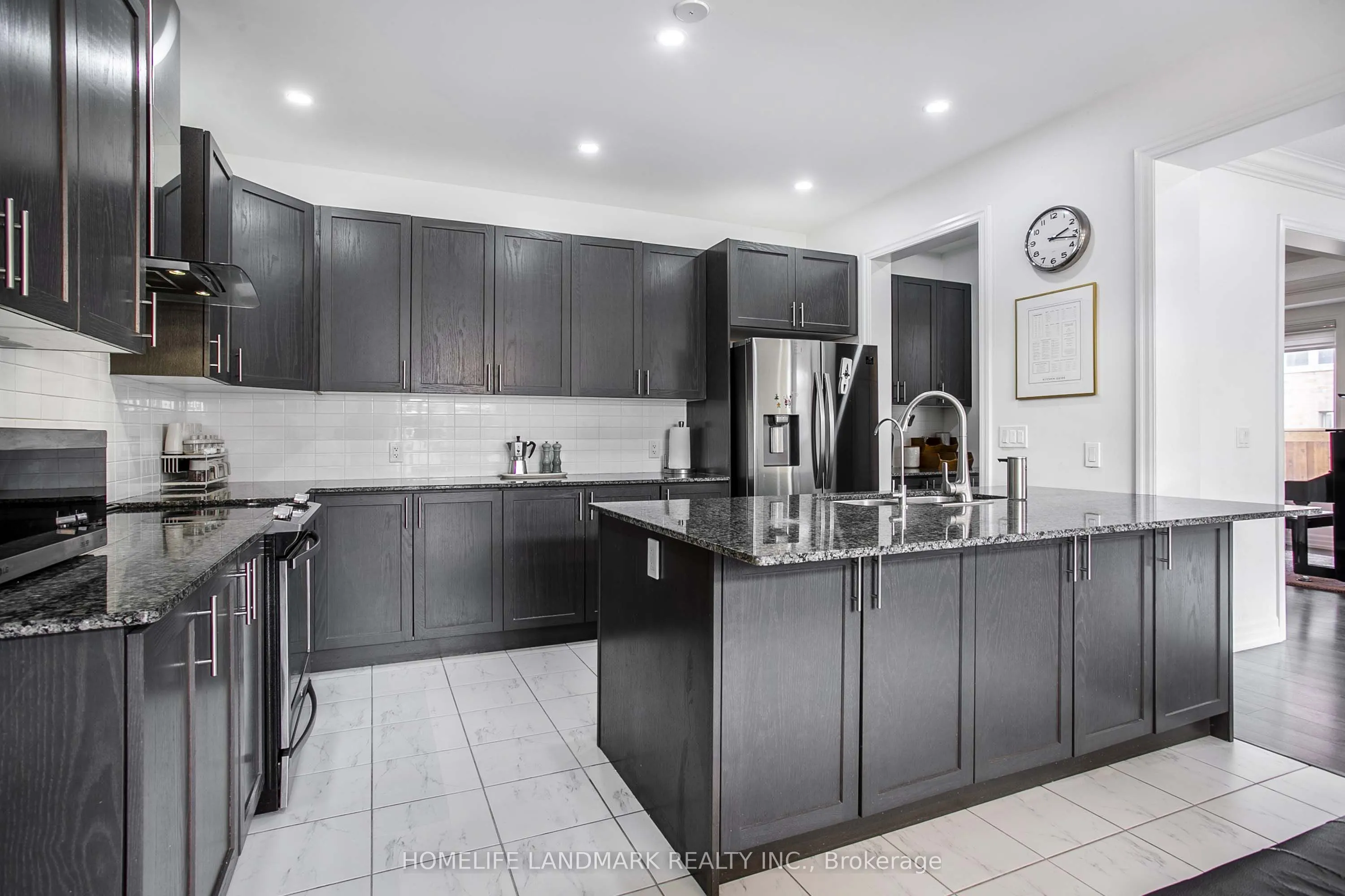 6 Cloverridge Avenue