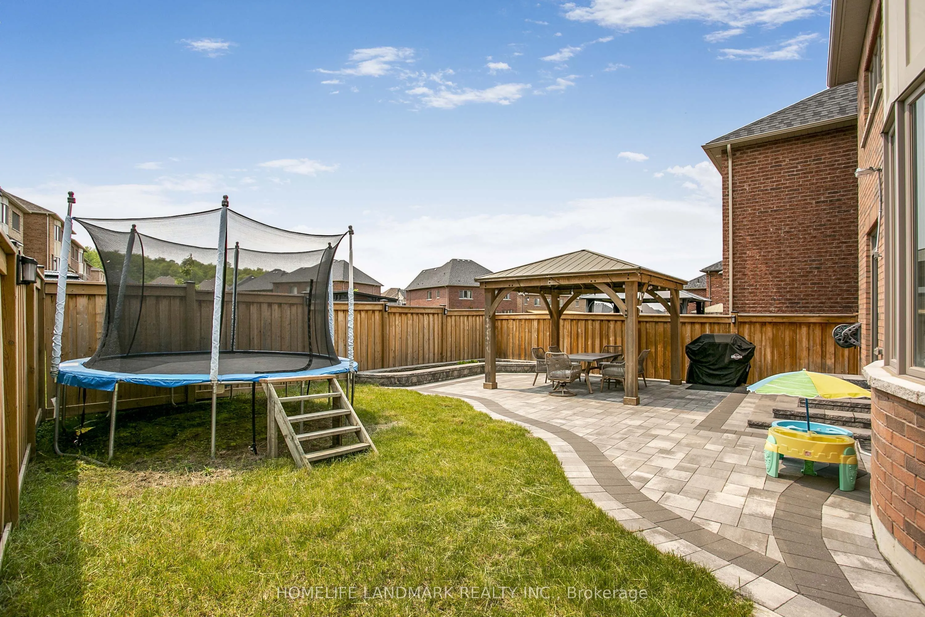 6 Cloverridge Avenue