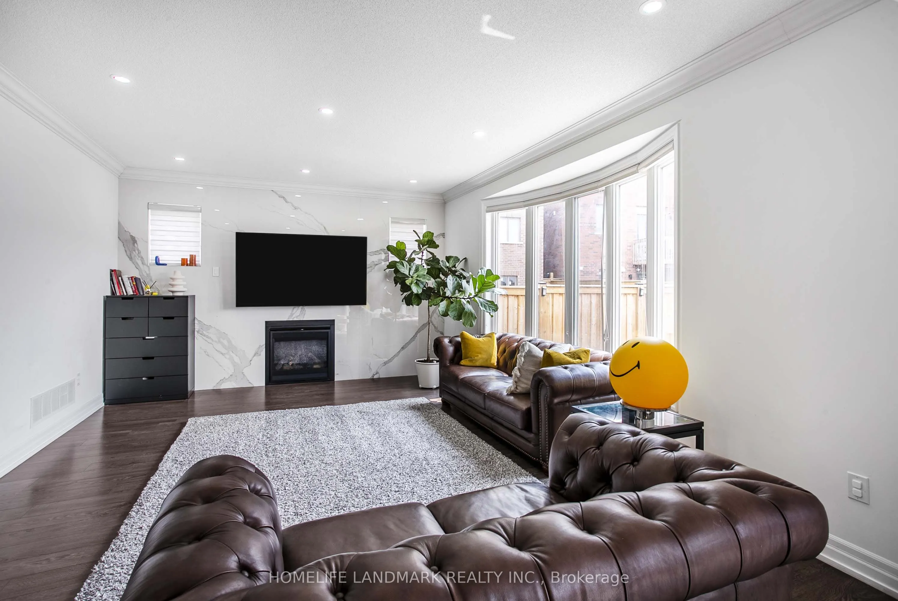 6 Cloverridge Avenue