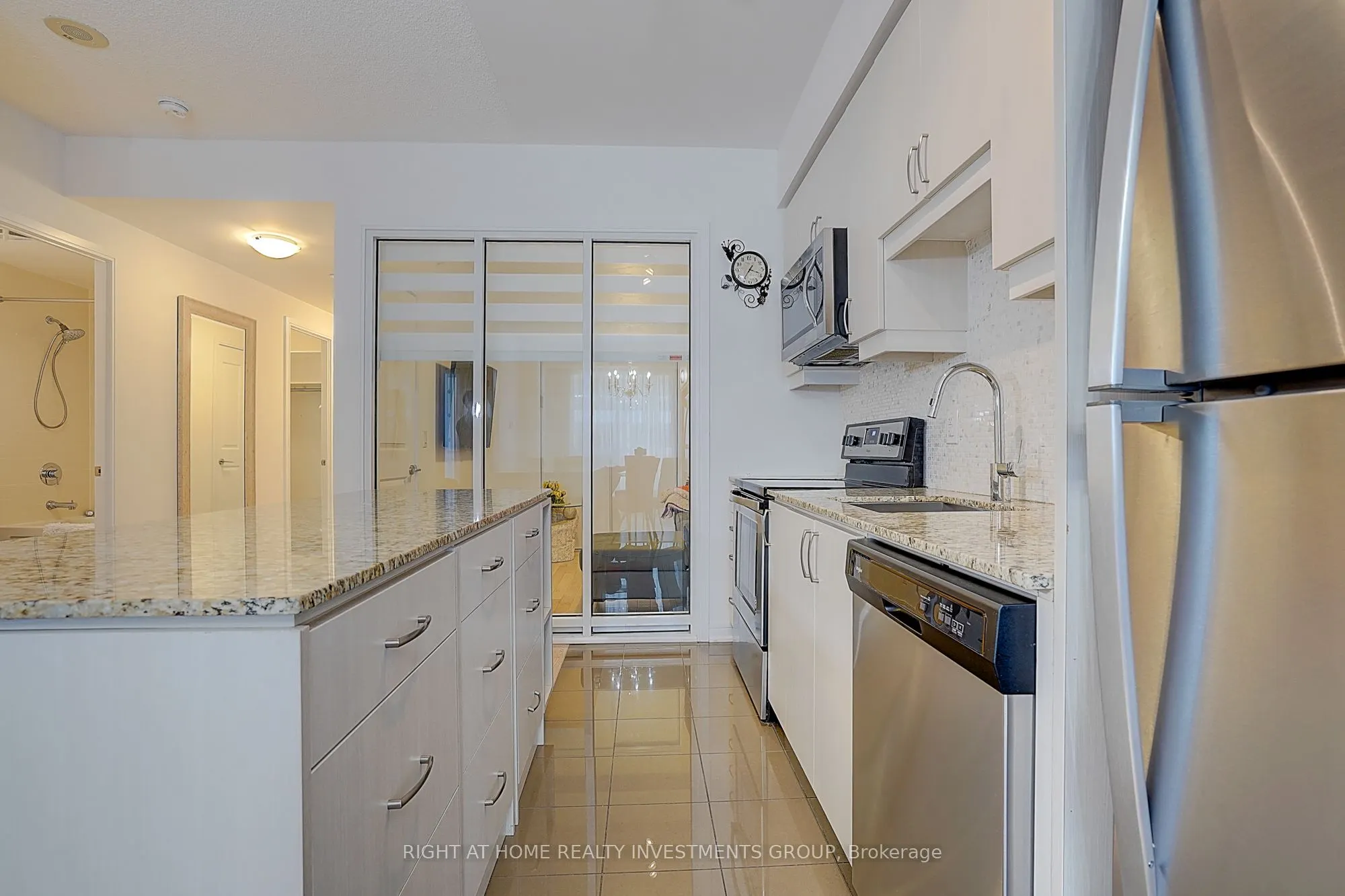 9205 Yonge Street, #415 Ne