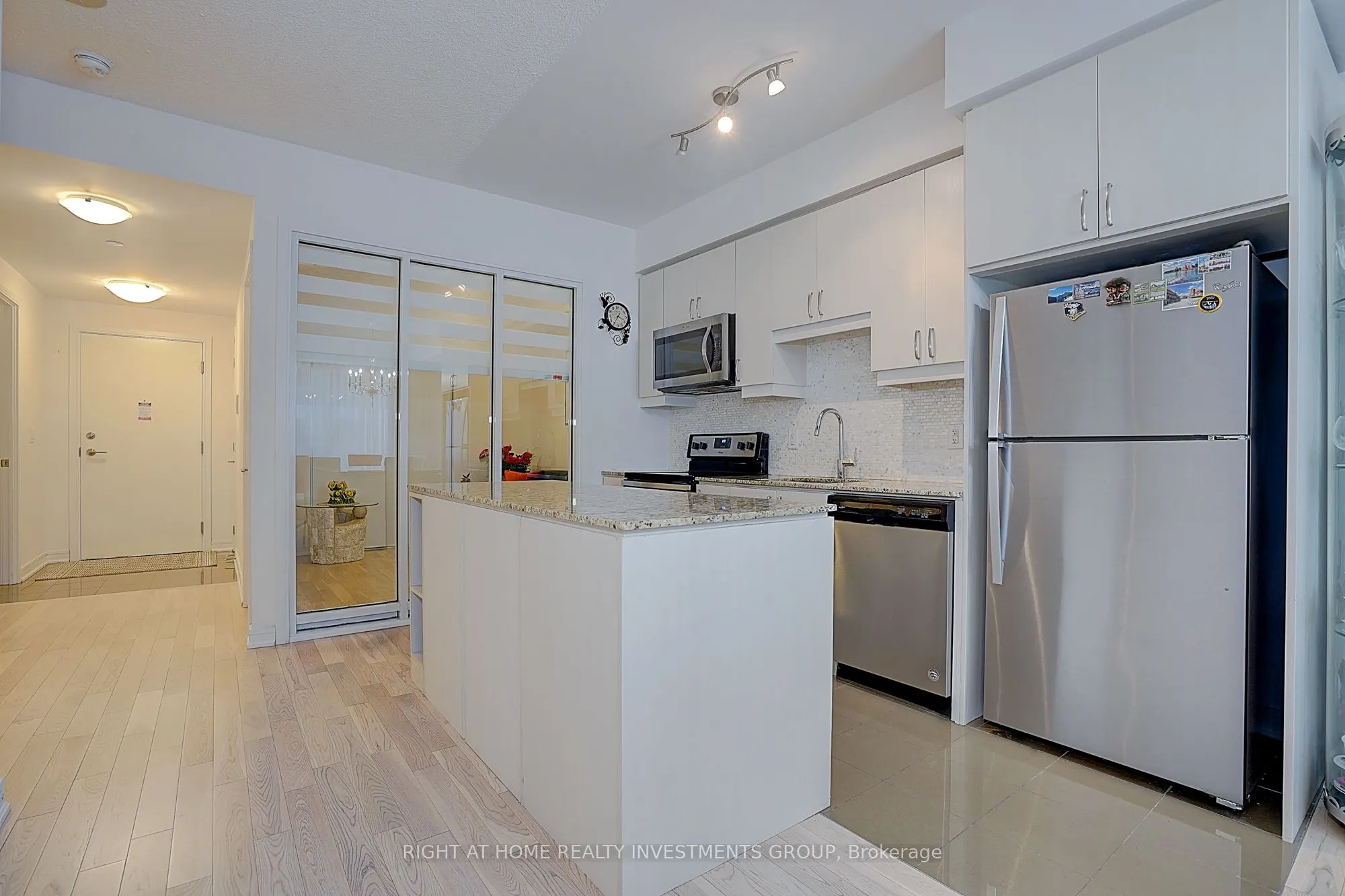 9205 Yonge Street, #415 Ne