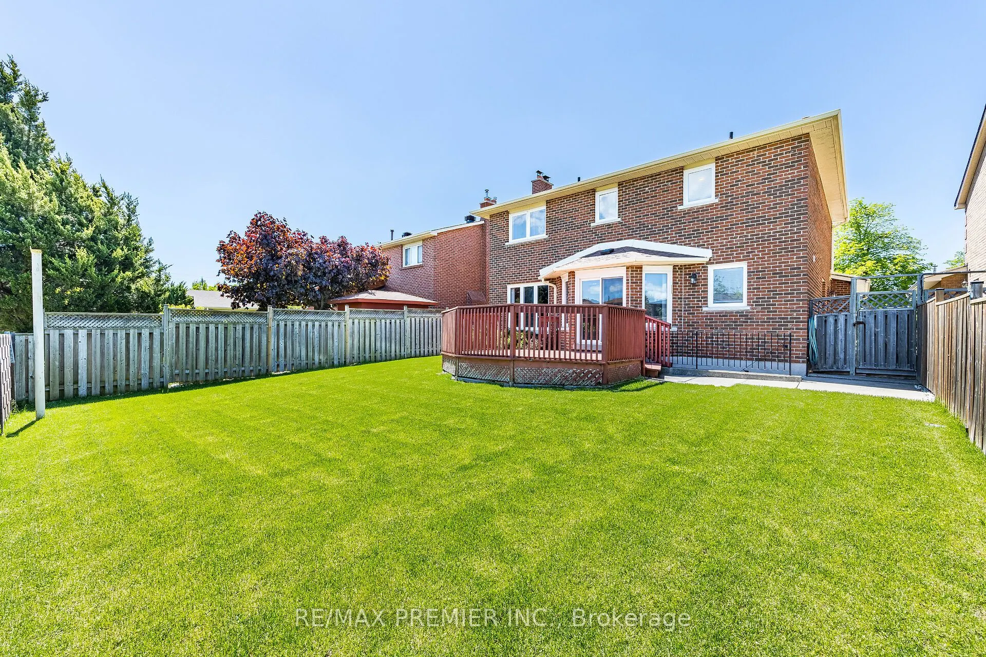 18 Mathewson Street