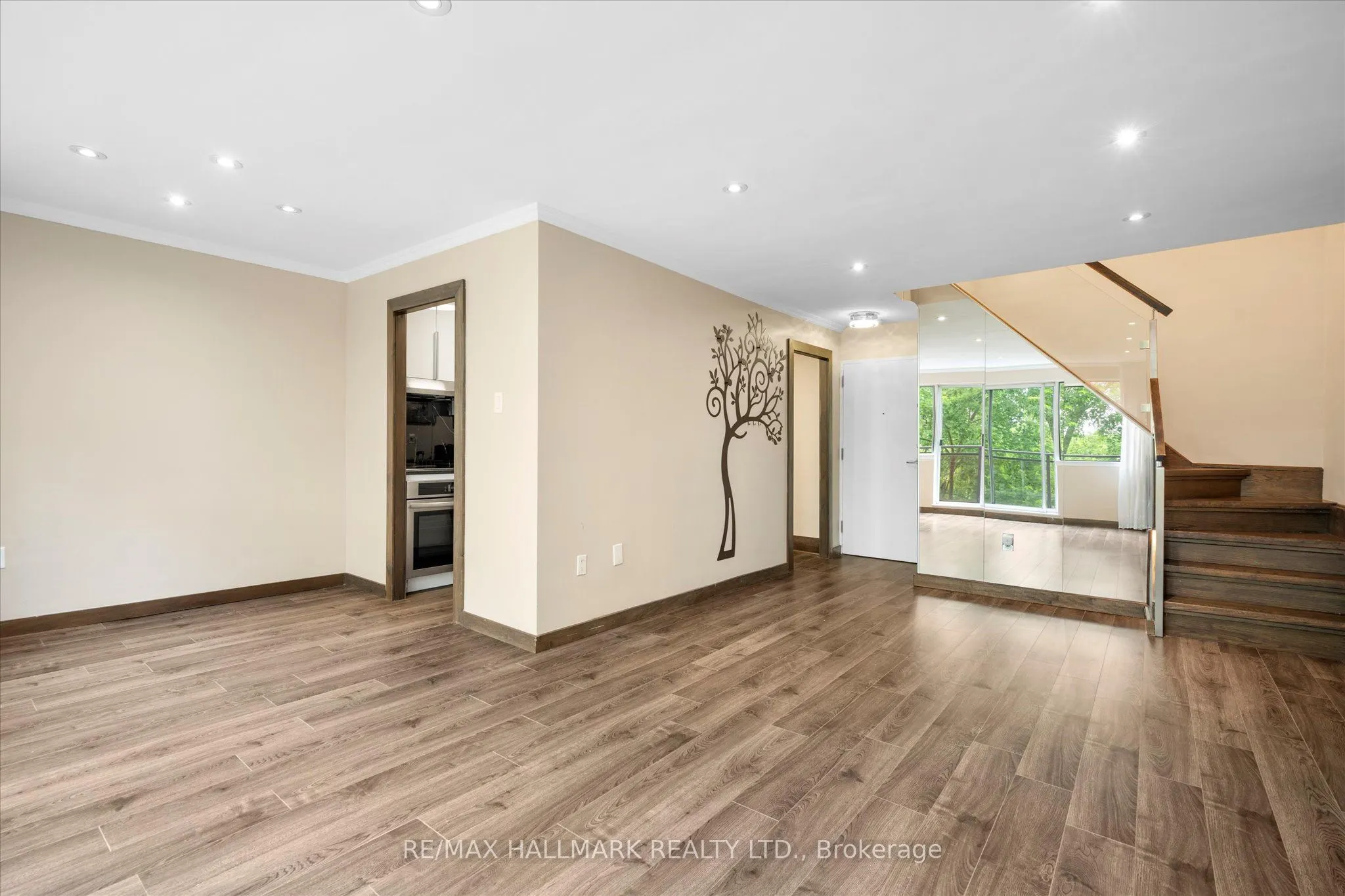 16 Elgin Street, #339