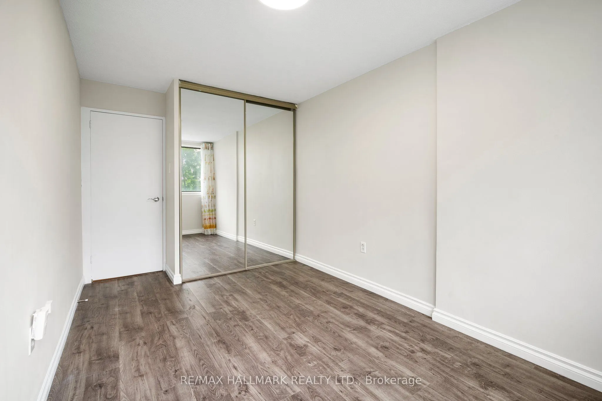 16 Elgin Street, #339