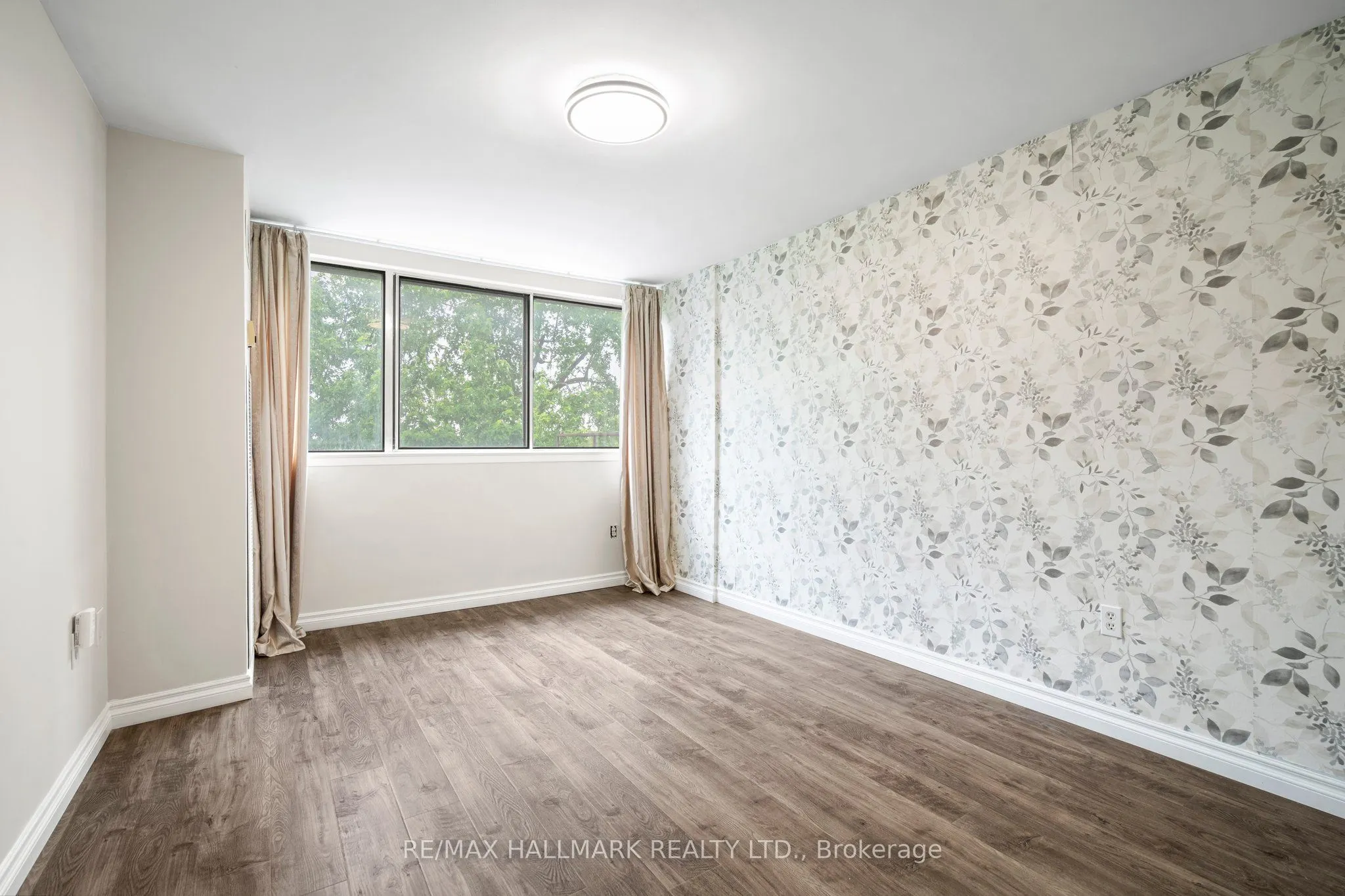 16 Elgin Street, #339