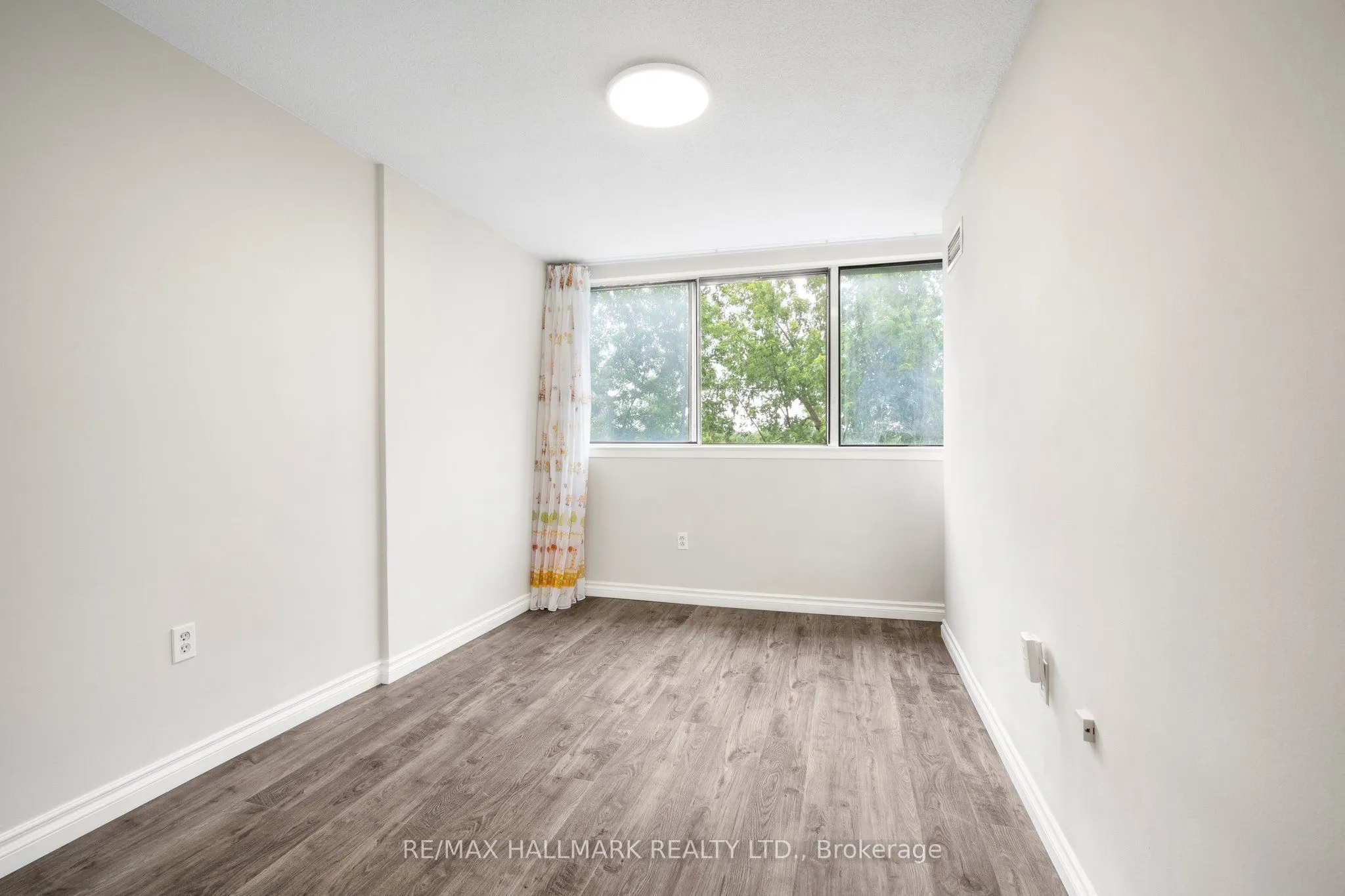 16 Elgin Street, #339
