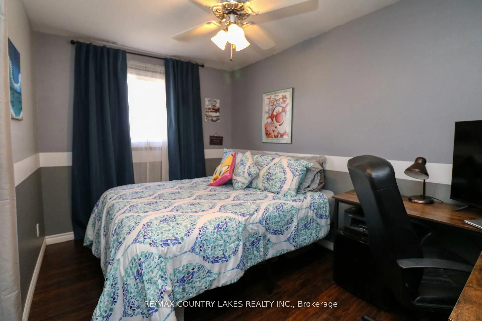 271 Lakeland Crescent