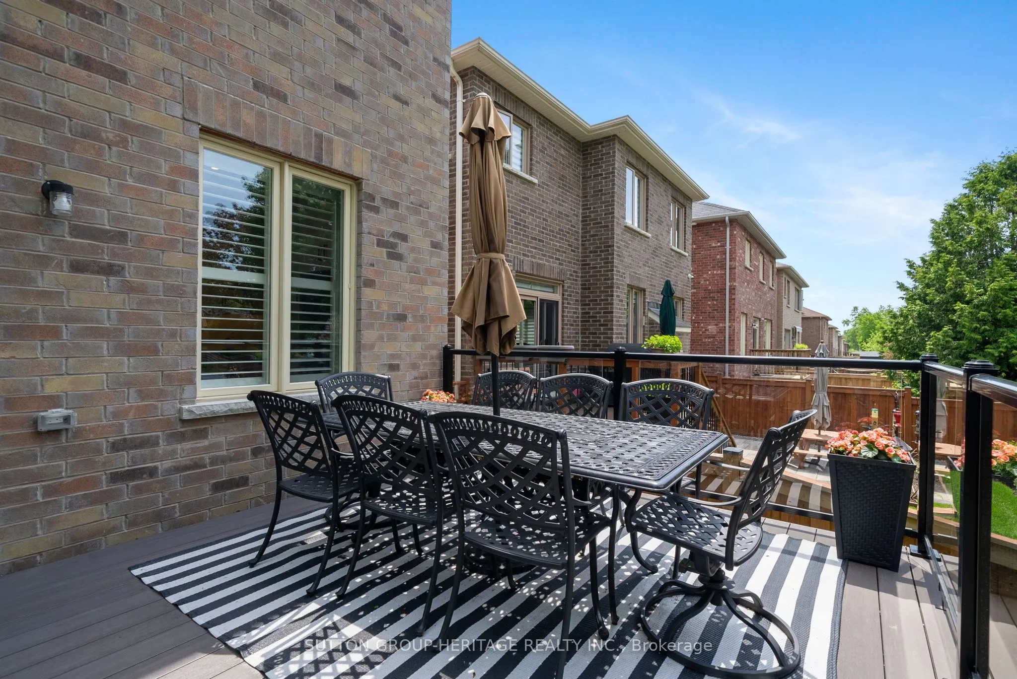 54 Robb Thompson Road