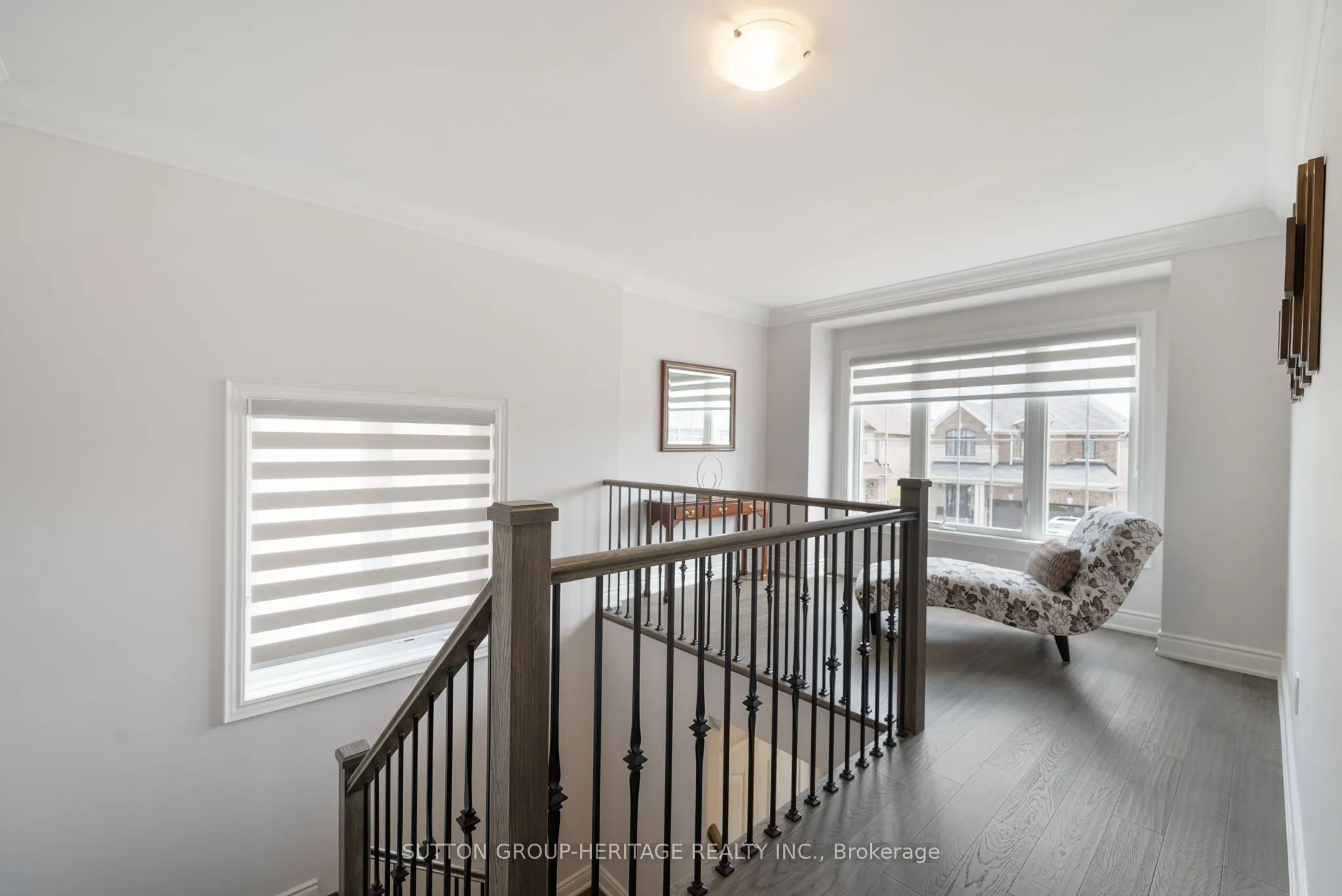 54 Robb Thompson Road