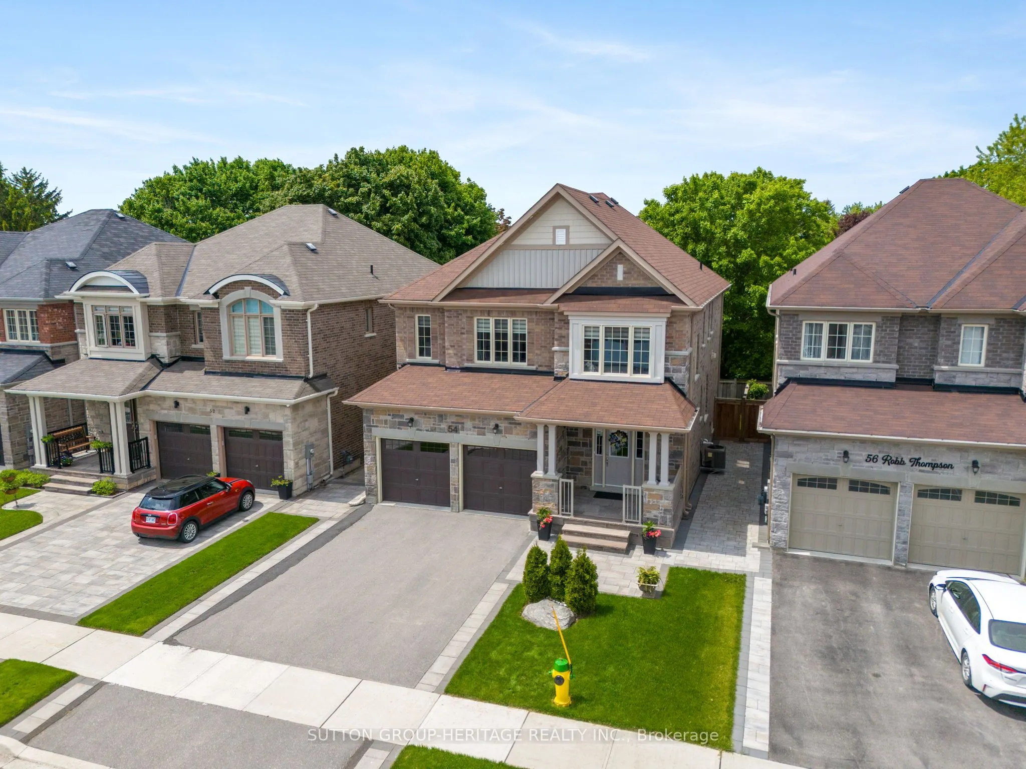 54 Robb Thompson Road