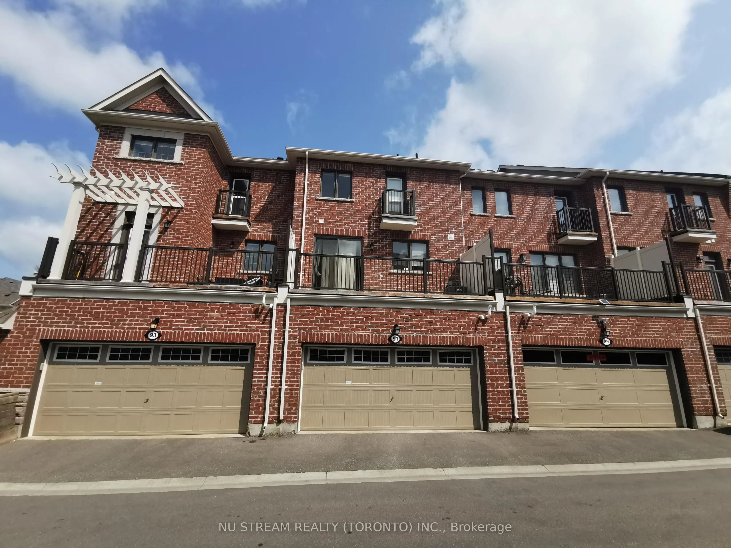 93 Casely Avenue