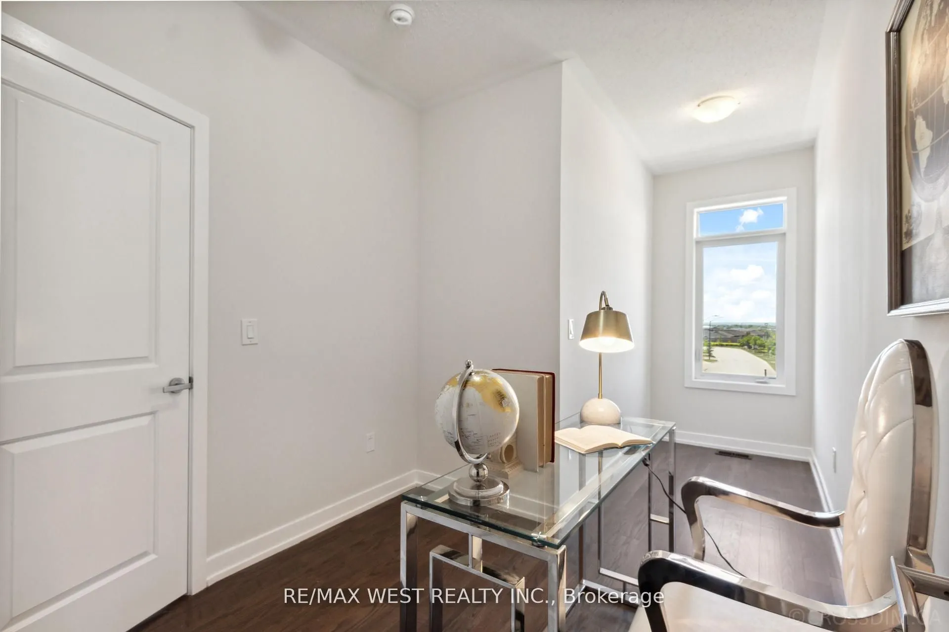 147 Salterton Circle